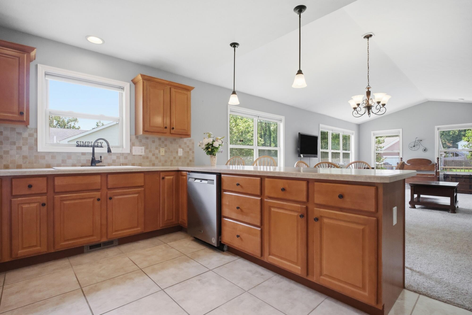 1742 Northpoint, Springfield, Ohio 45503