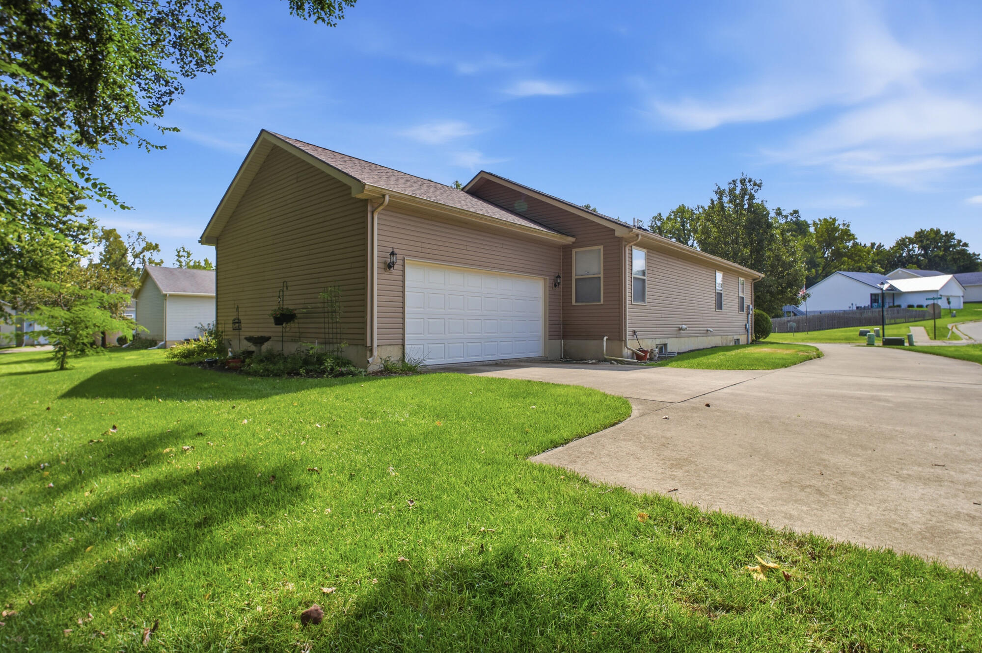 1742 Northpoint, Springfield, Ohio 45503