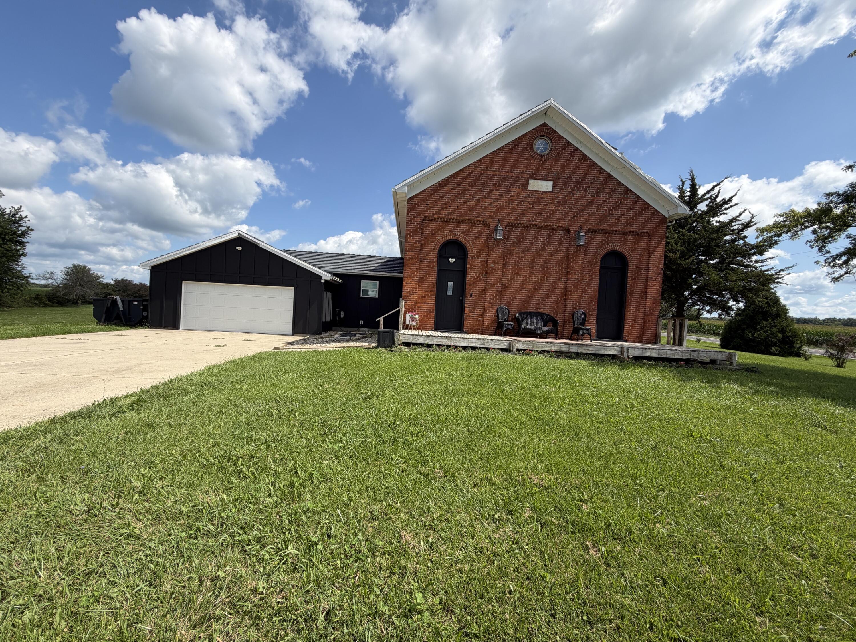 13510 Pasco Montra, Anna, Ohio 45302