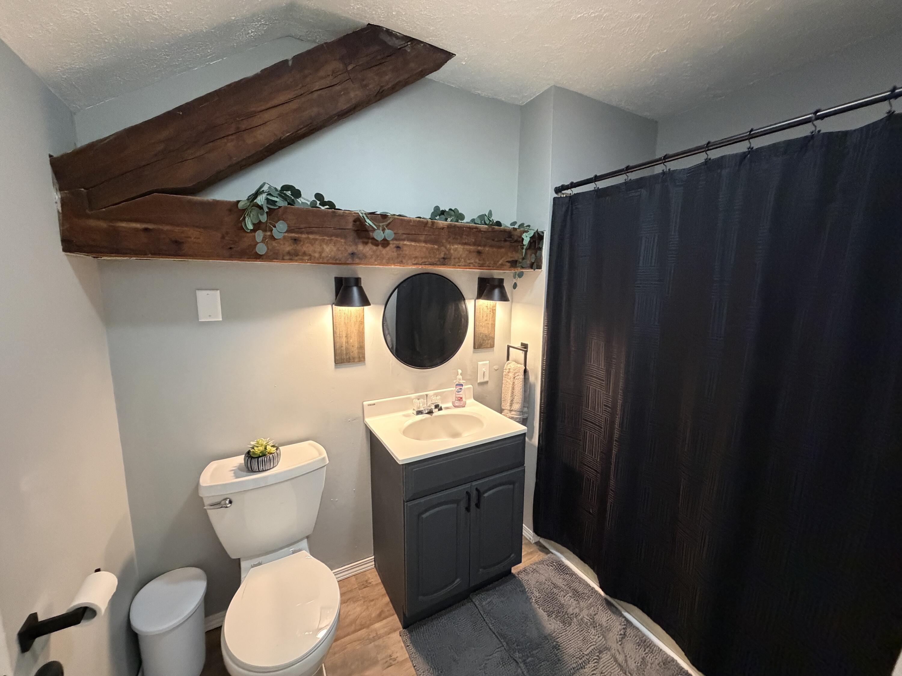 13510 Pasco Montra, Anna, Ohio 45302