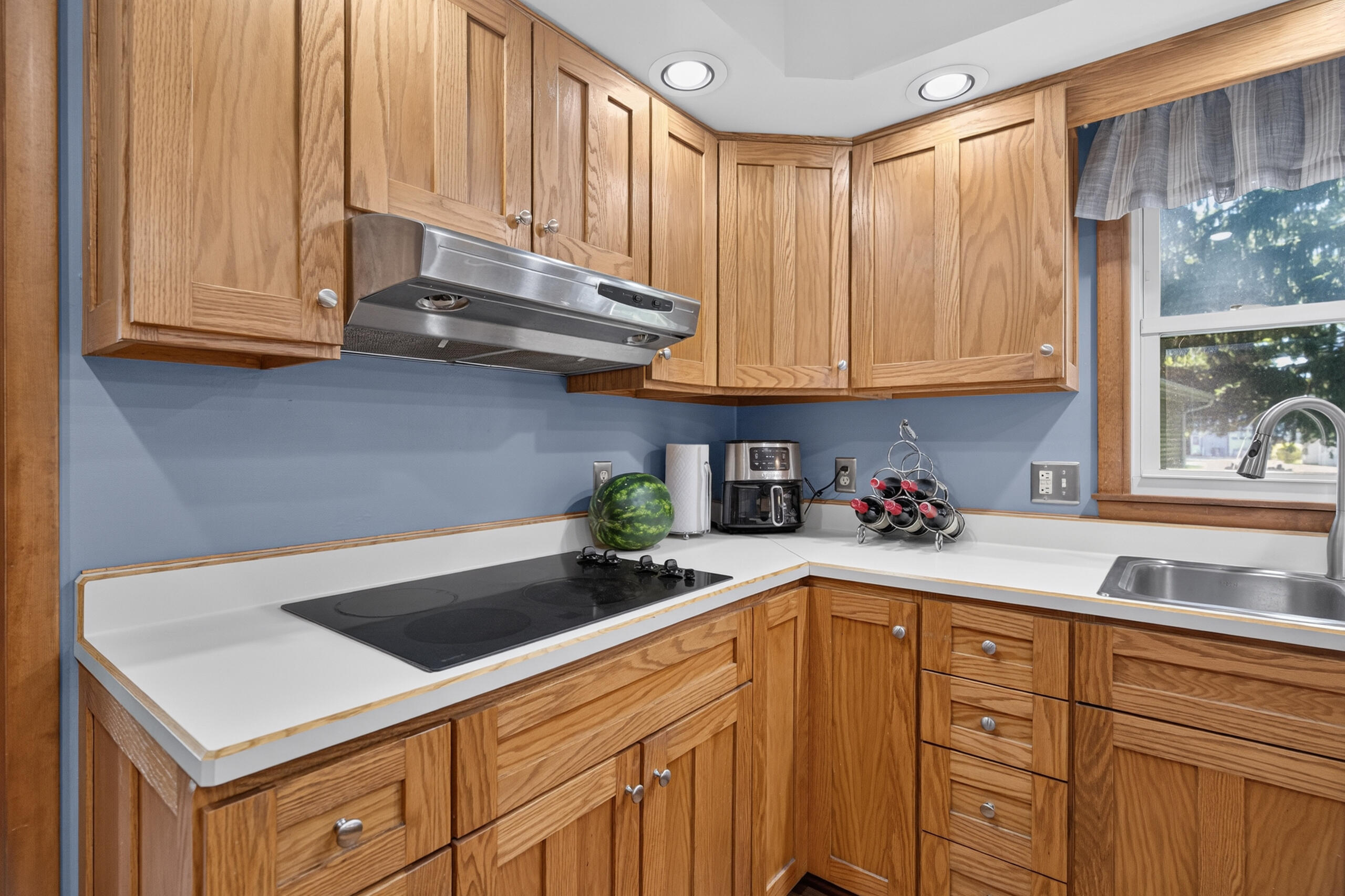 910 Miller, De Graff, Ohio 43318