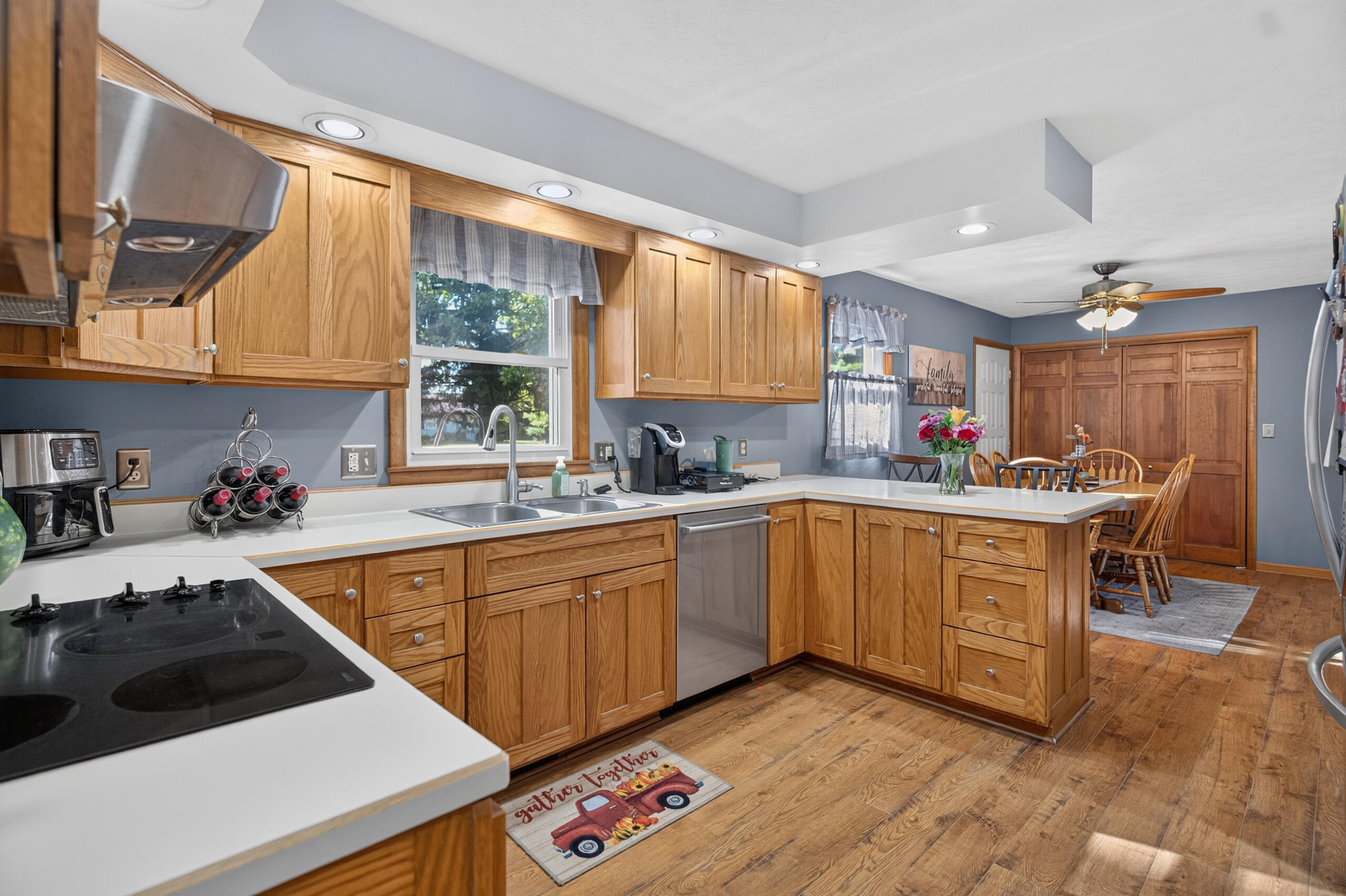 910 Miller, De Graff, Ohio 43318