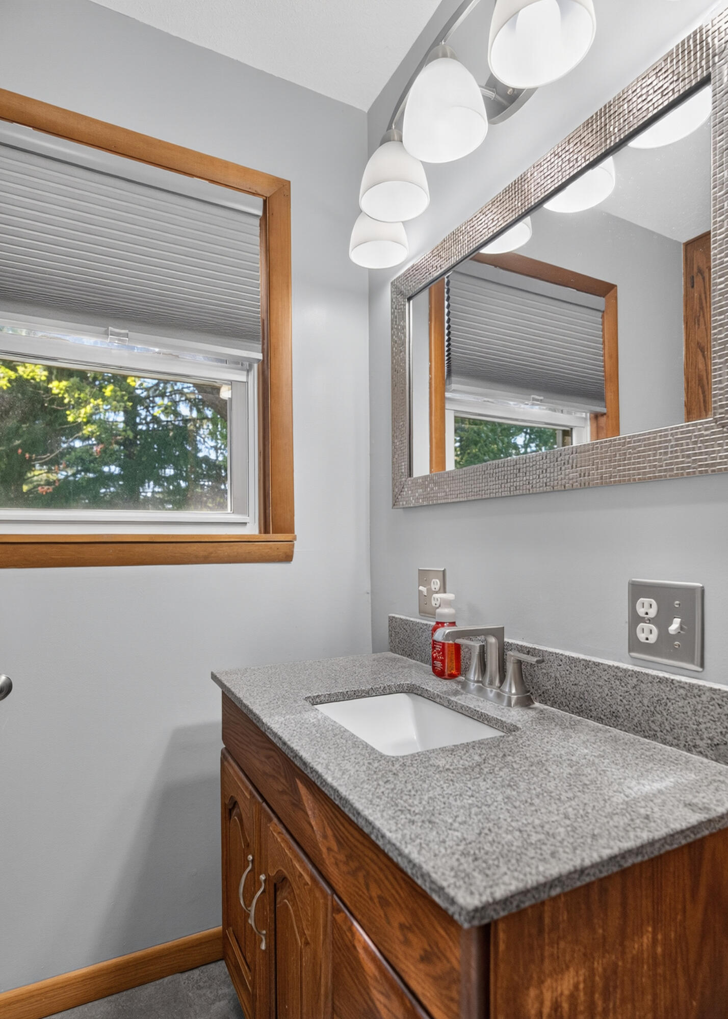 910 Miller, De Graff, Ohio 43318