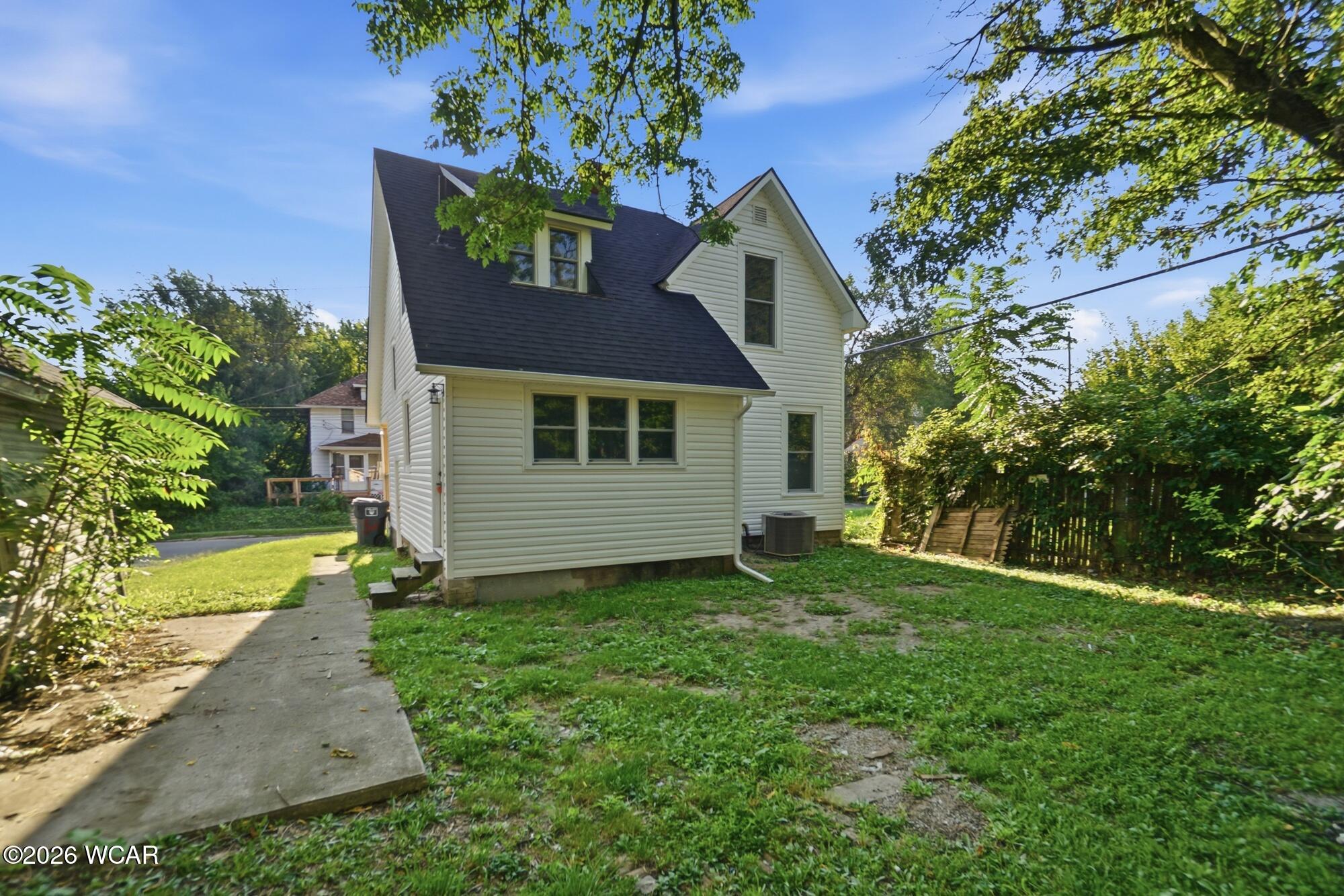527 Woodward Avenue, Lima, Ohio