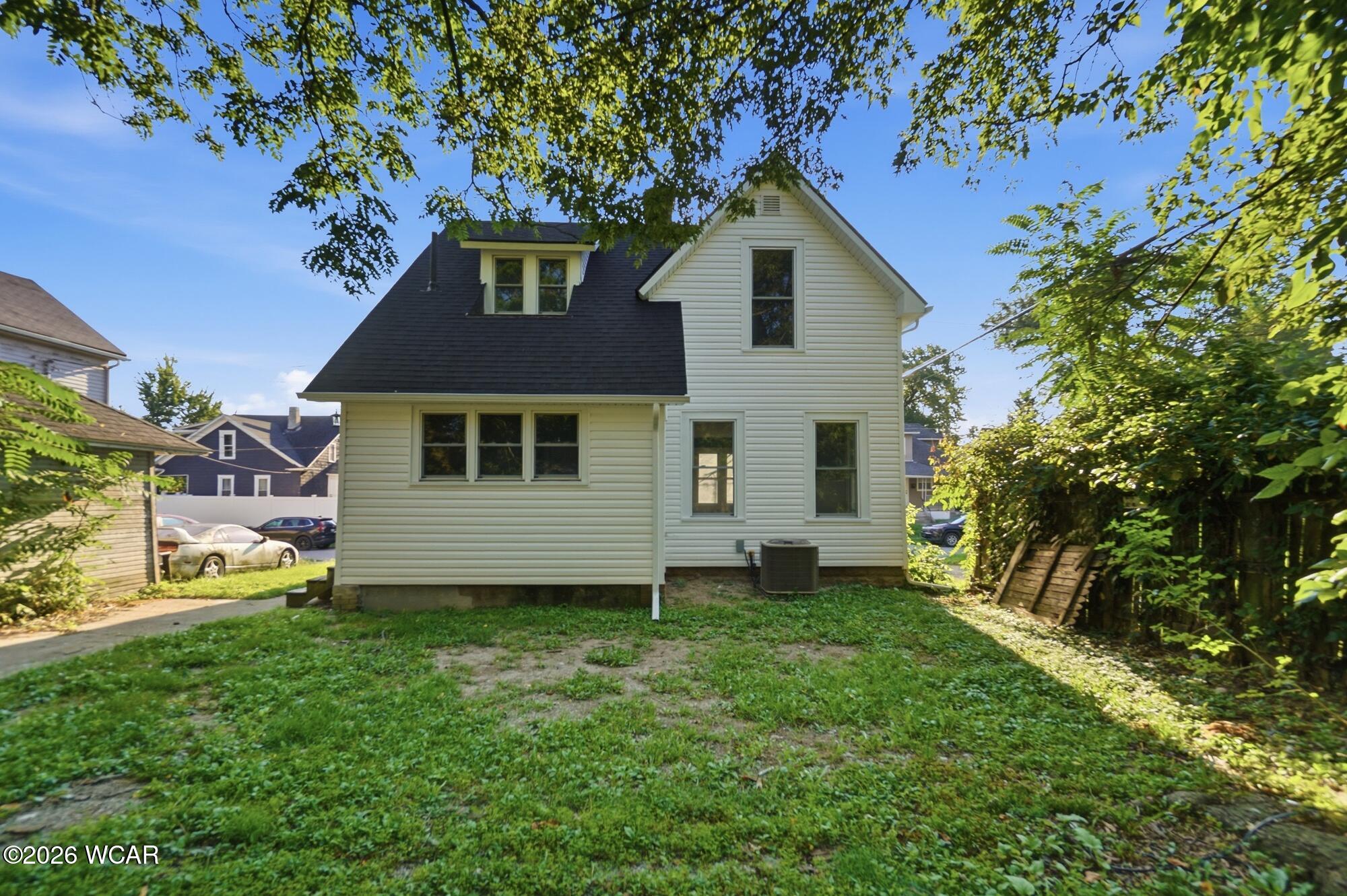 527 Woodward Avenue, Lima, Ohio