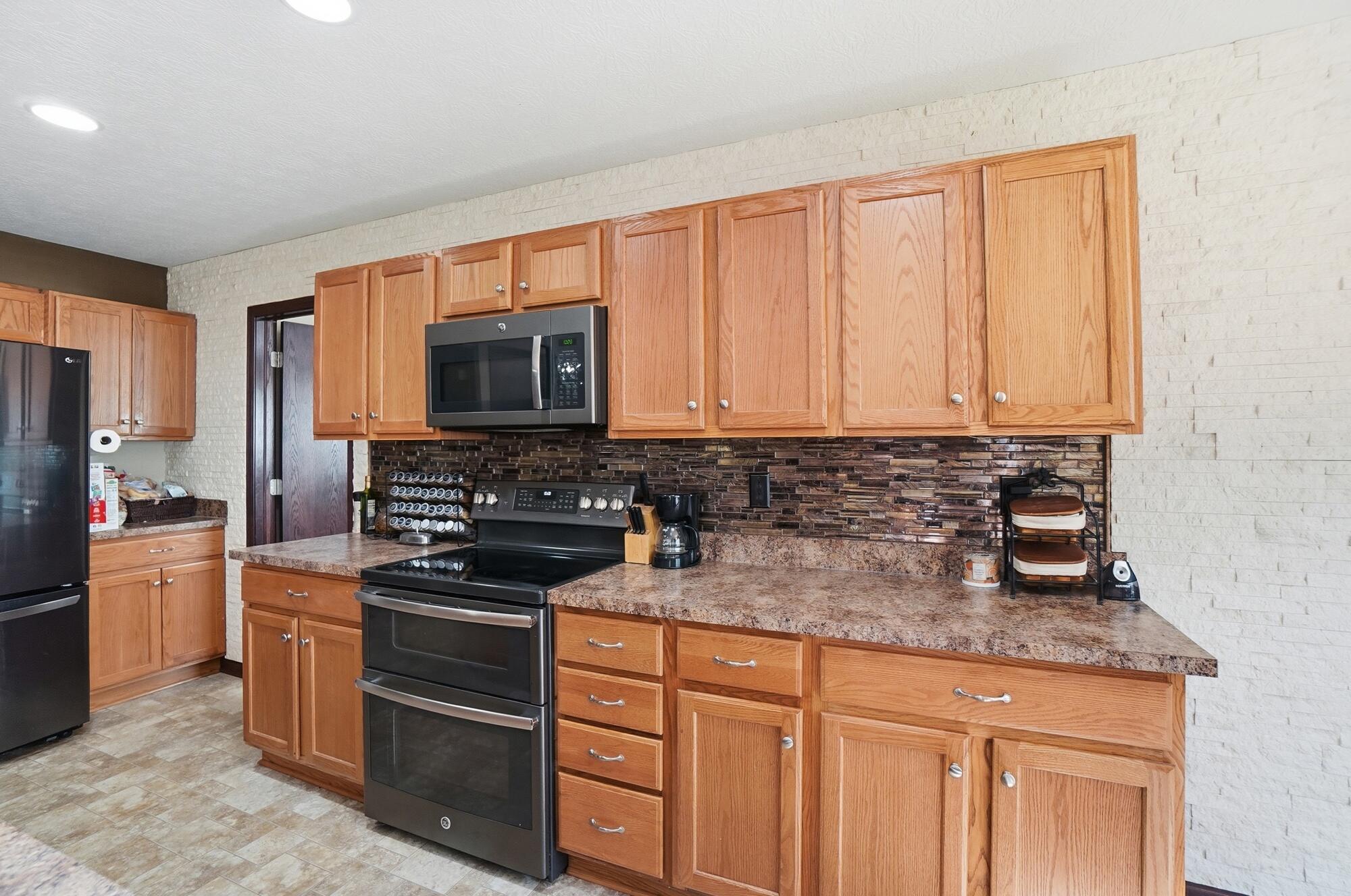 3435 State Route 187, London, Ohio 43140