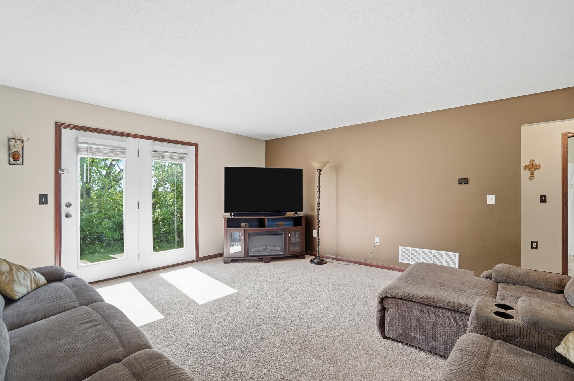 3435 State Route 187, London, Ohio 43140