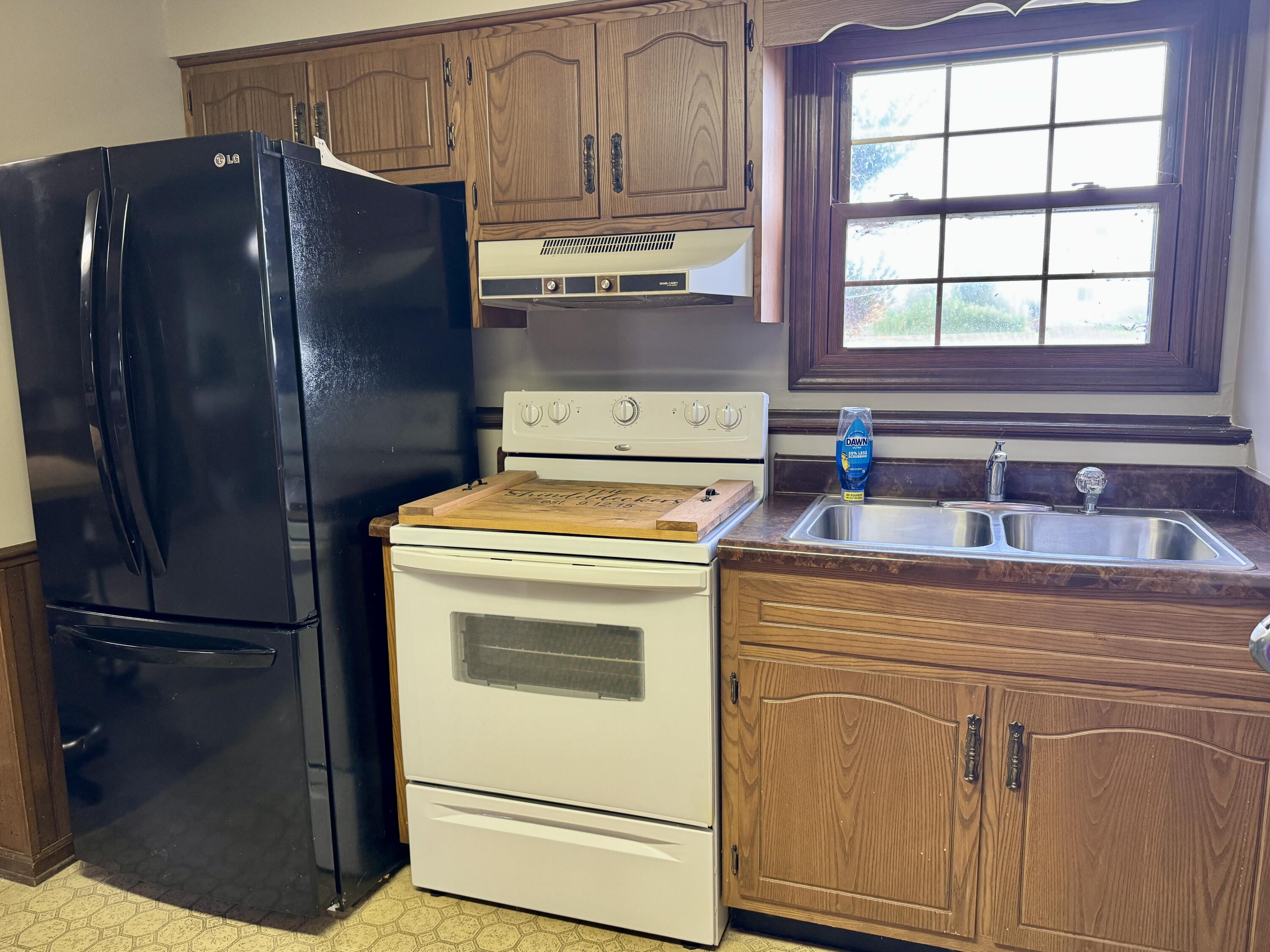 5186 State Route 117, Rockford, Ohio 45882