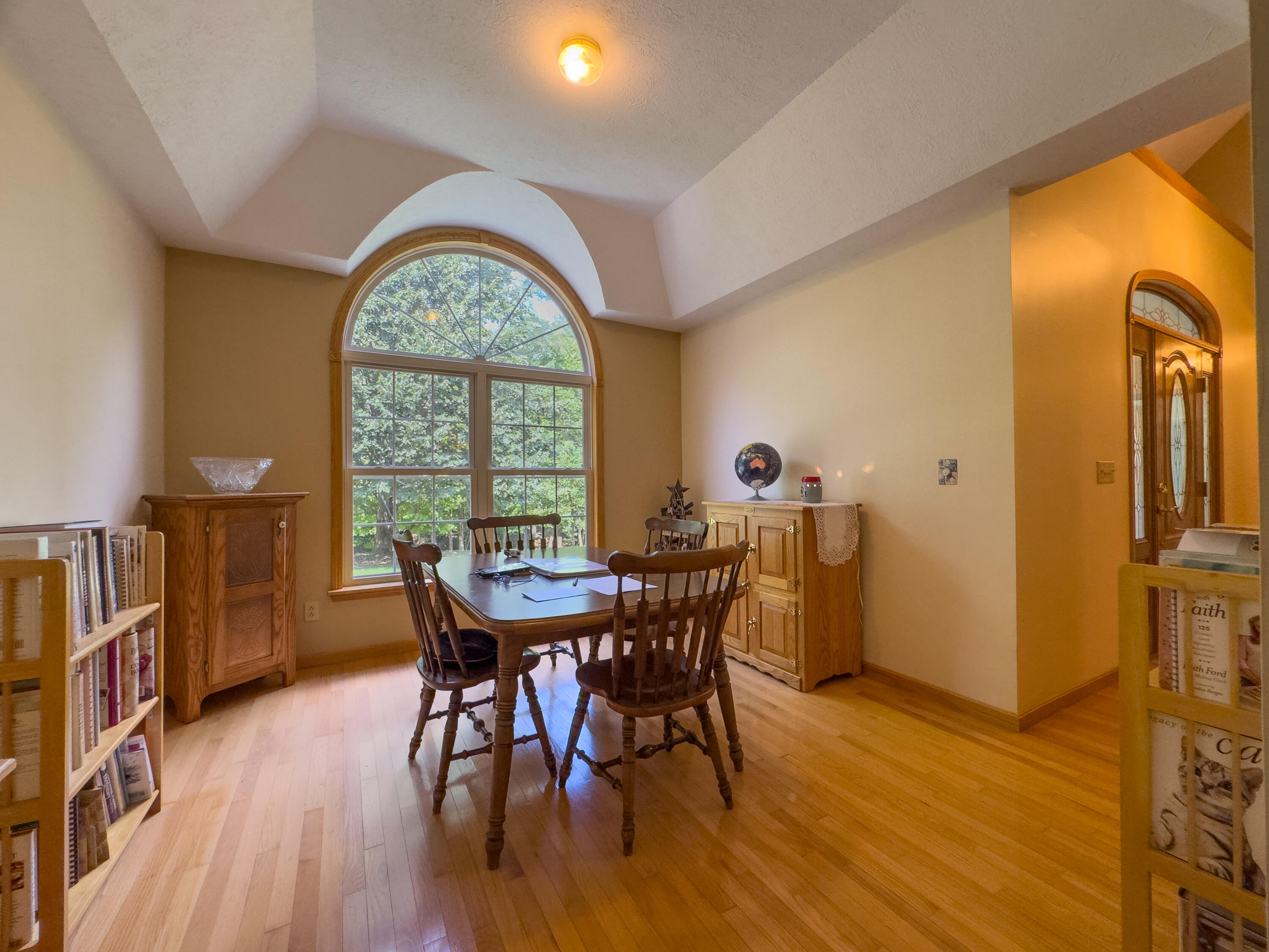 1074 Township Road 185, Bellefontaine, Ohio 43311