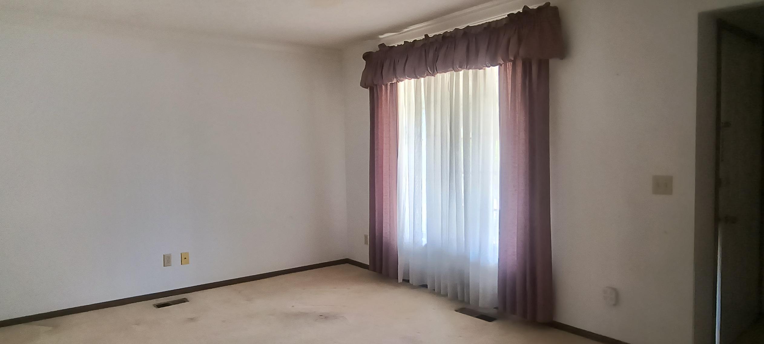 2230 Manhattan, Springfield, Ohio 45504