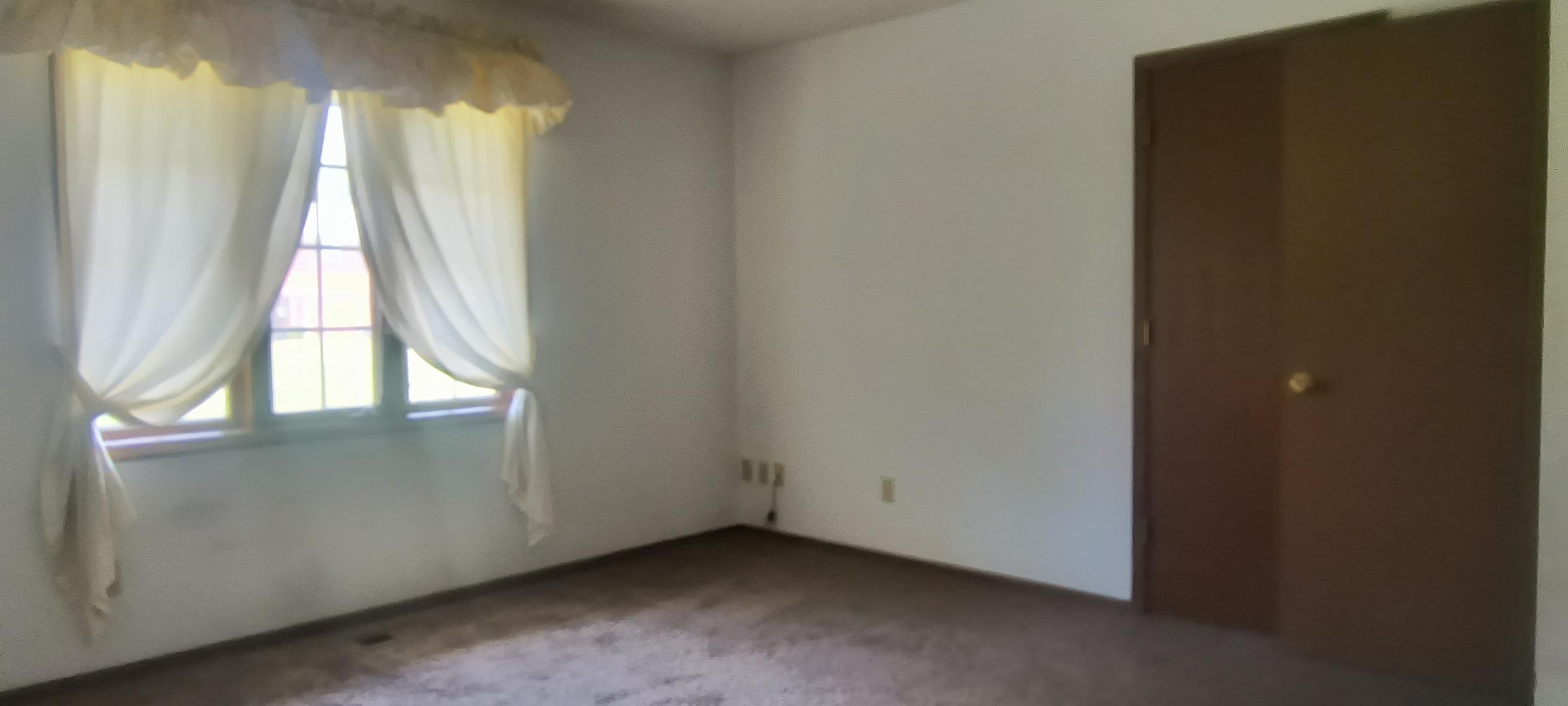 2230 Manhattan, Springfield, Ohio 45504