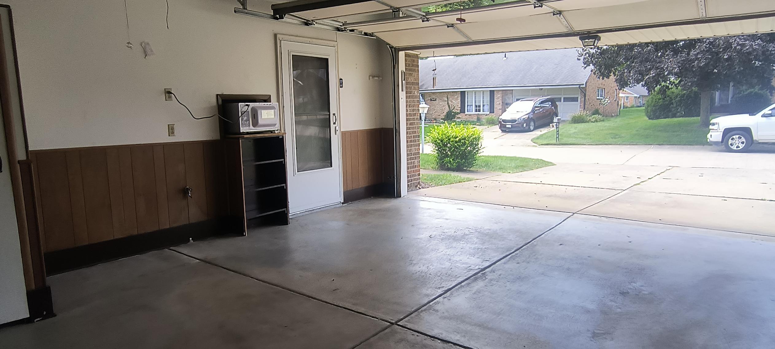 2230 Manhattan, Springfield, Ohio 45504
