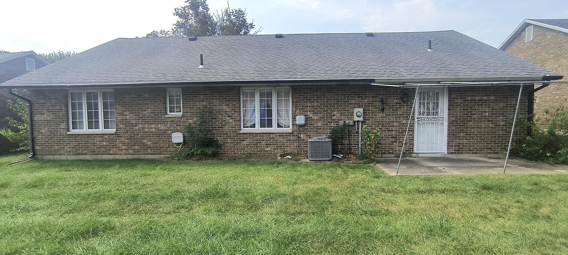 2230 Manhattan, Springfield, Ohio 45504