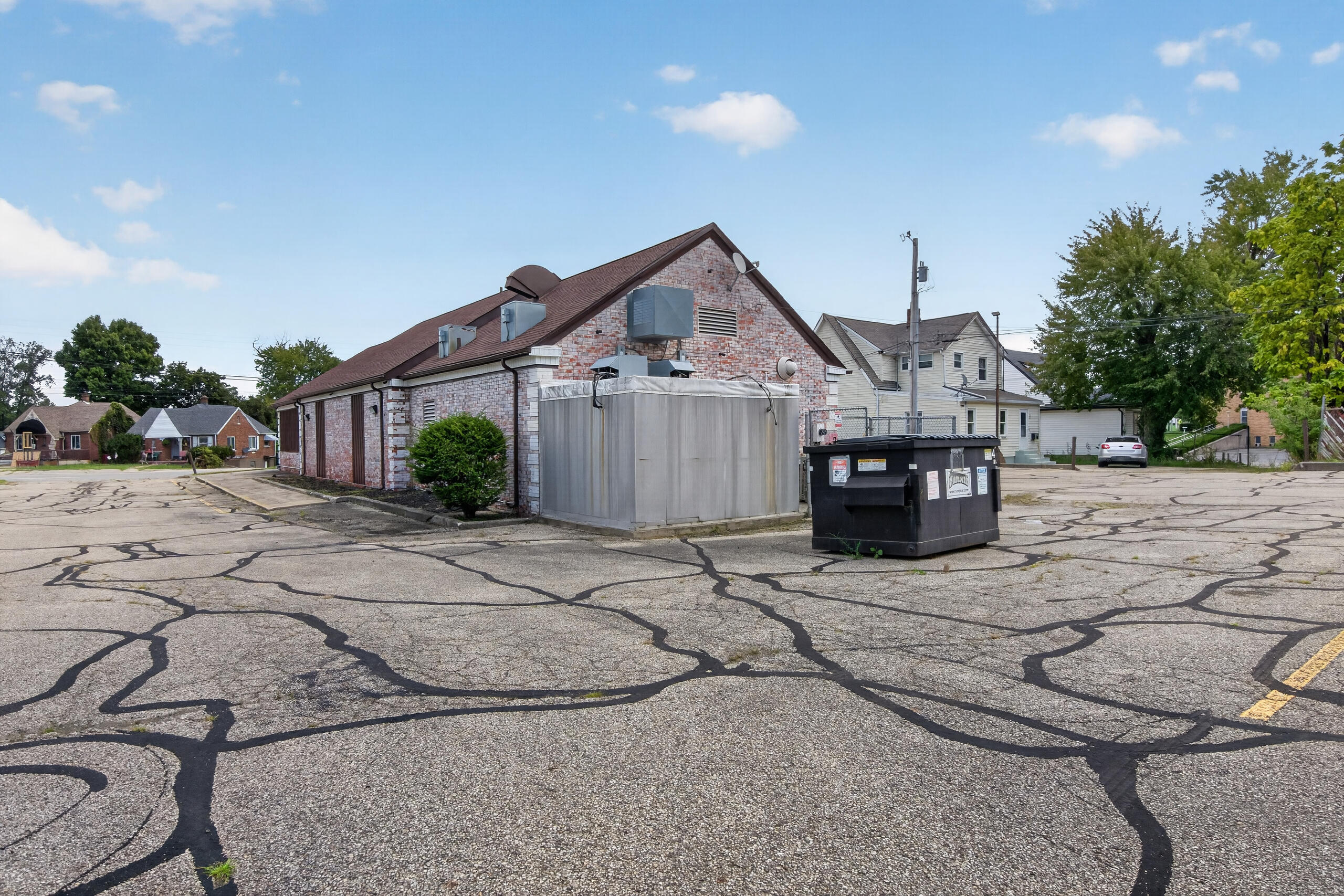 5425 Main, Dayton, Ohio 45415