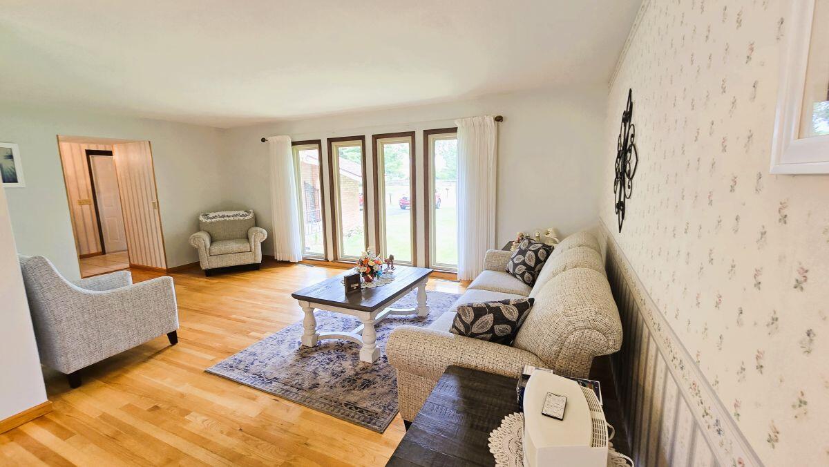 6407 Floyd, Springfield, Ohio 45502