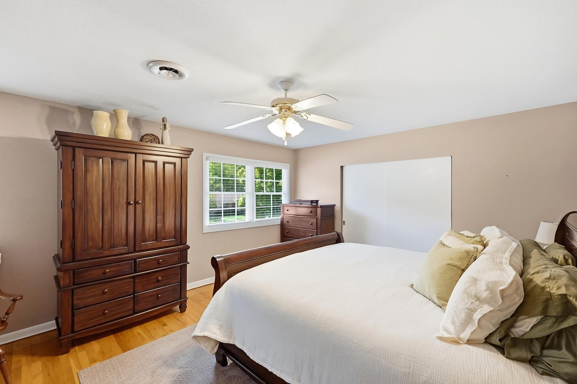 742 Hartford, Springfield, Ohio 45503