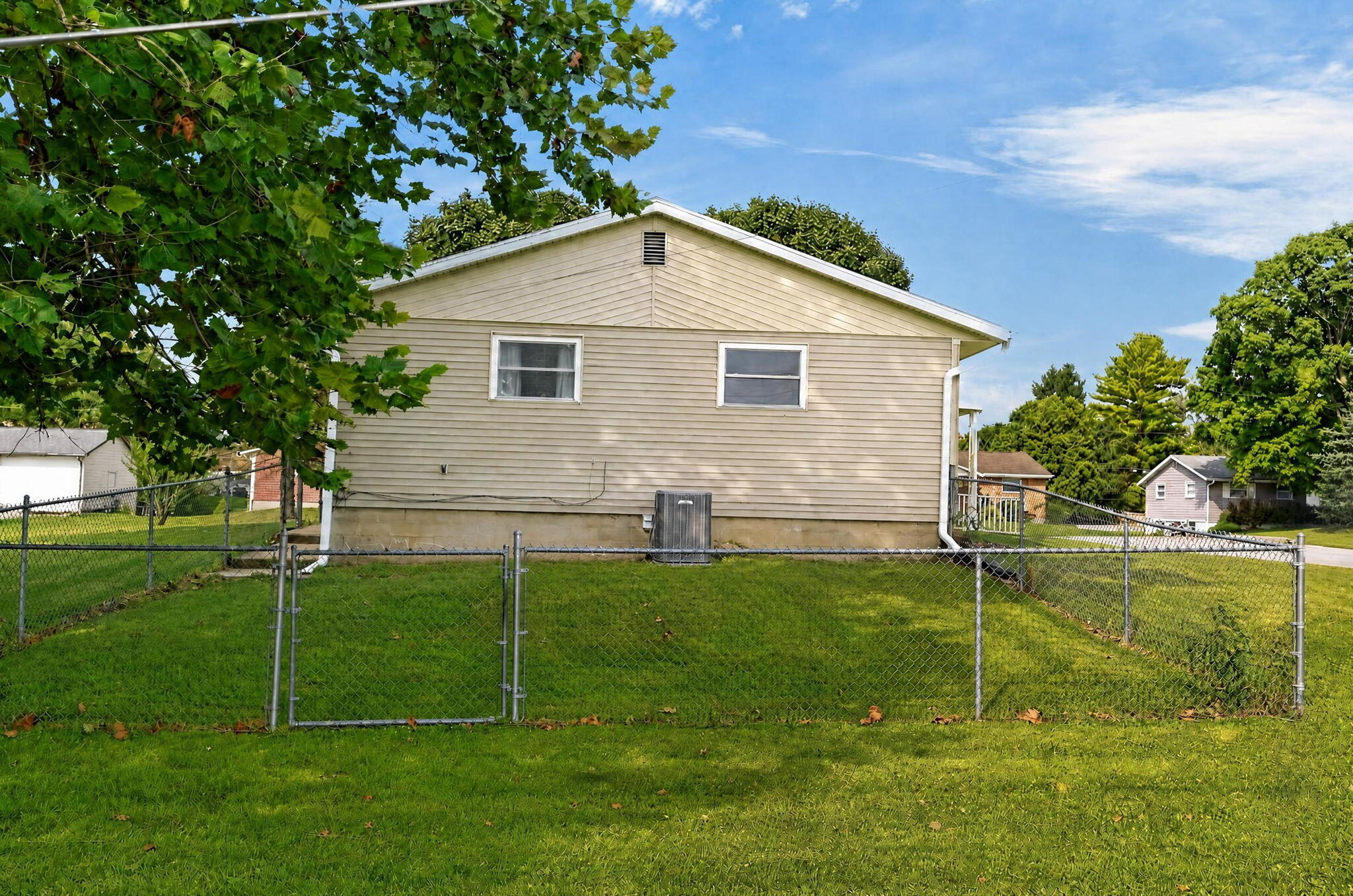 1137 Michigan, Bellefontaine, Ohio 43311