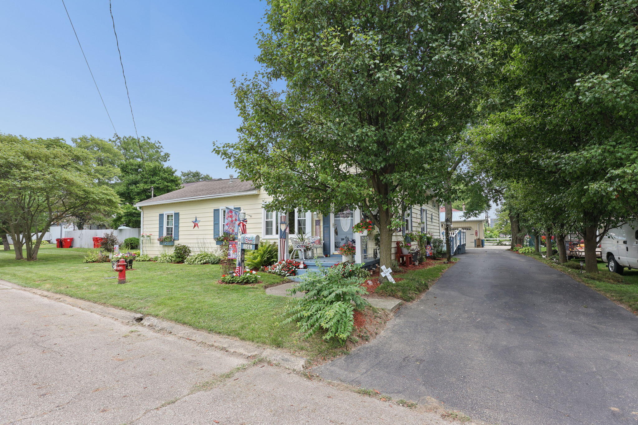 166 New Hampshire, London, Ohio 43140