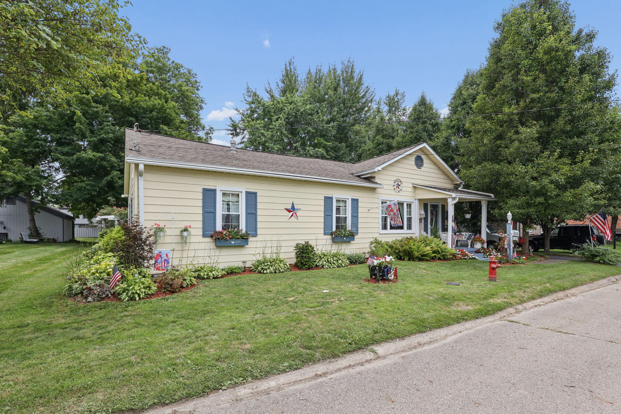 166 New Hampshire, London, Ohio 43140