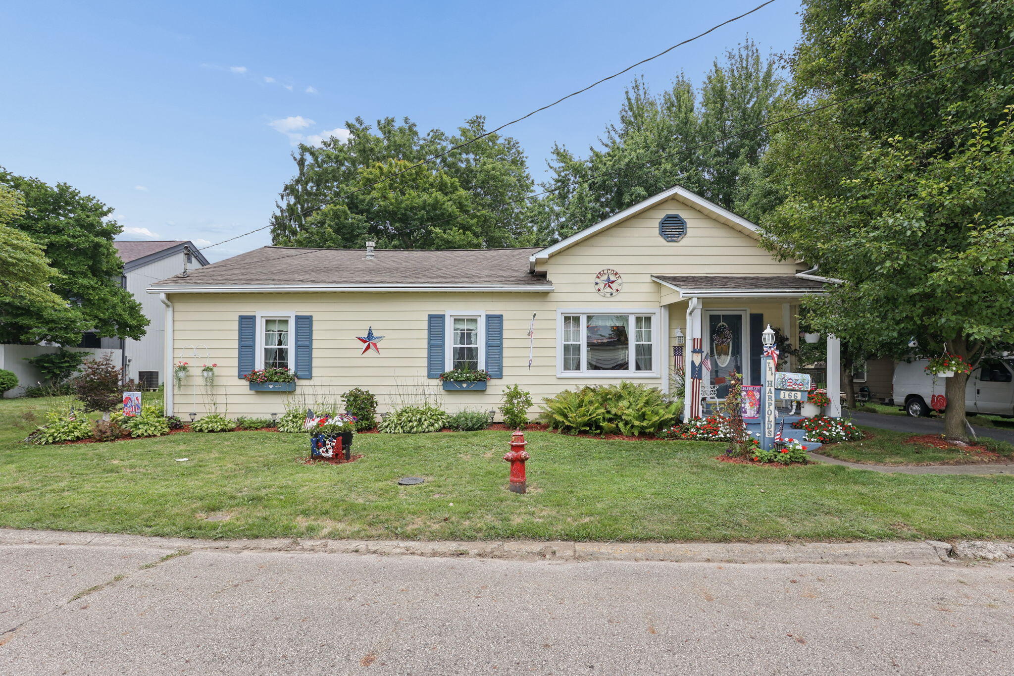 166 New Hampshire, London, Ohio 43140