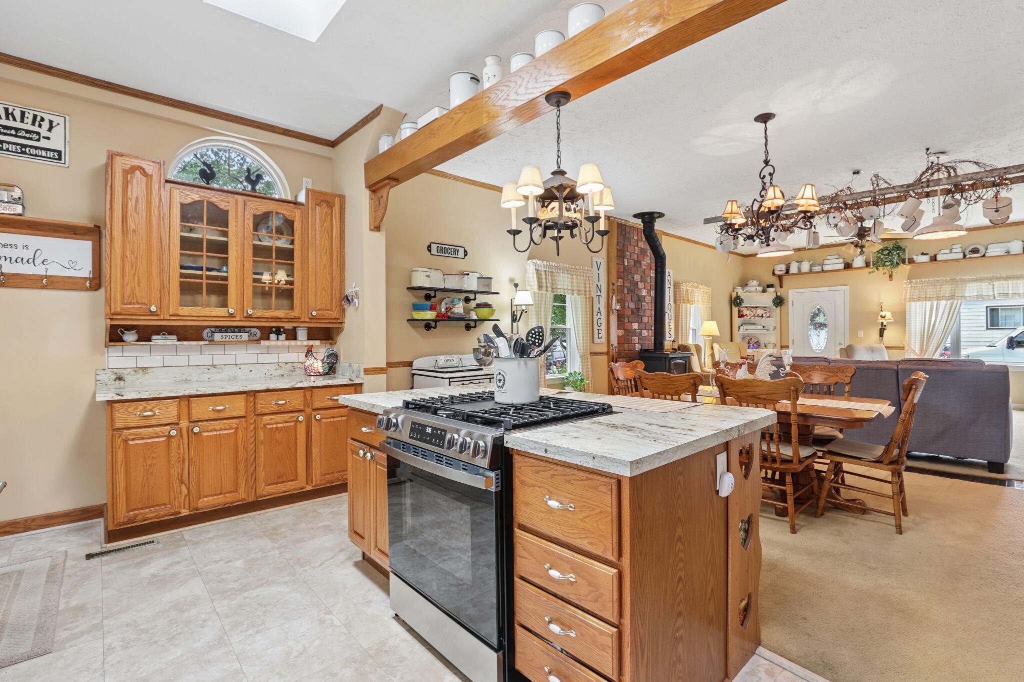 166 New Hampshire, London, Ohio 43140