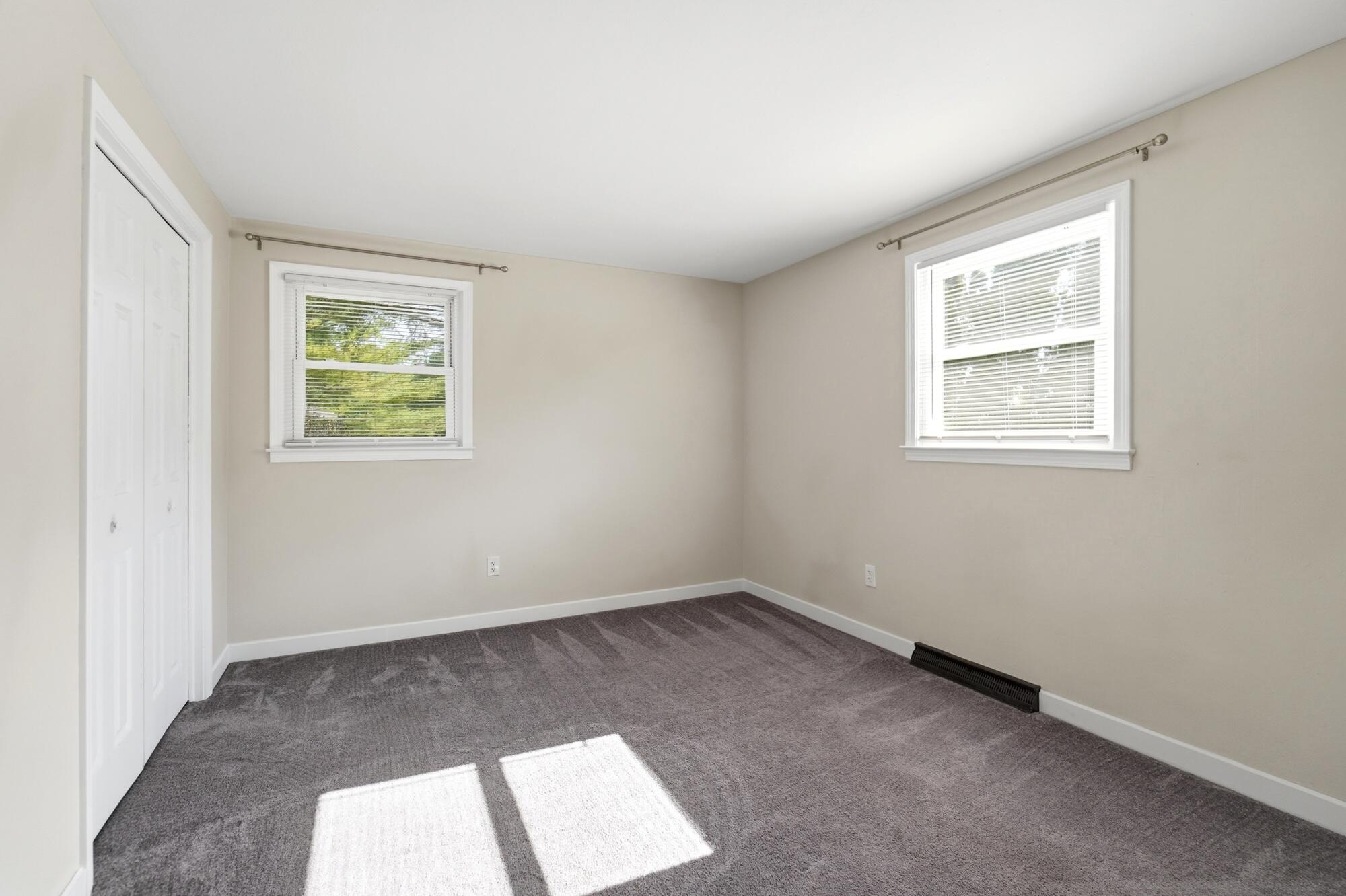 1956 Elaina, Springfield, Ohio 45503