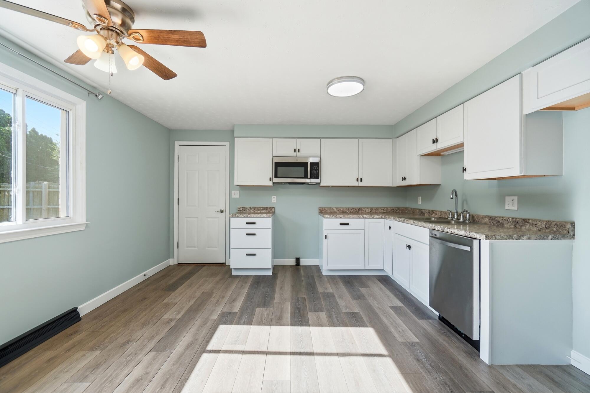 1956 Elaina, Springfield, Ohio 45503