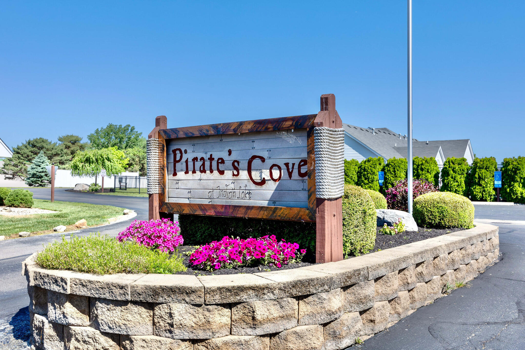 7920 Anne Bonny, Russells Point, Ohio 43348