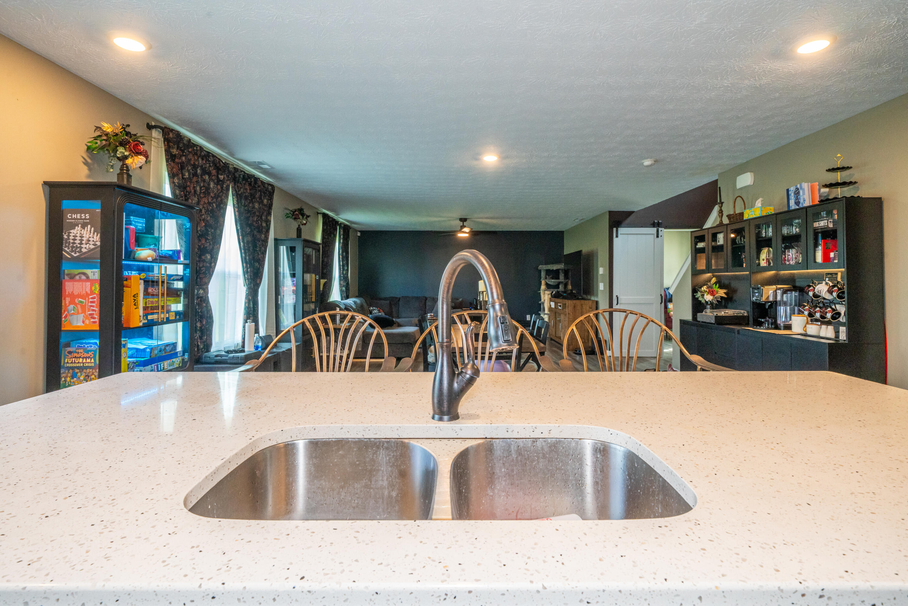 1016 Redwood, Clayton, Ohio 45315