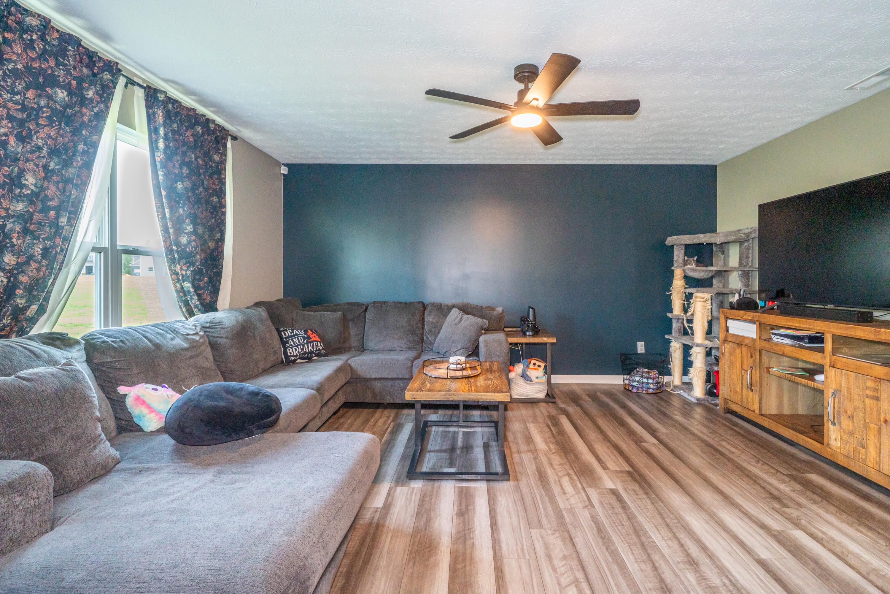 1016 Redwood, Clayton, Ohio 45315