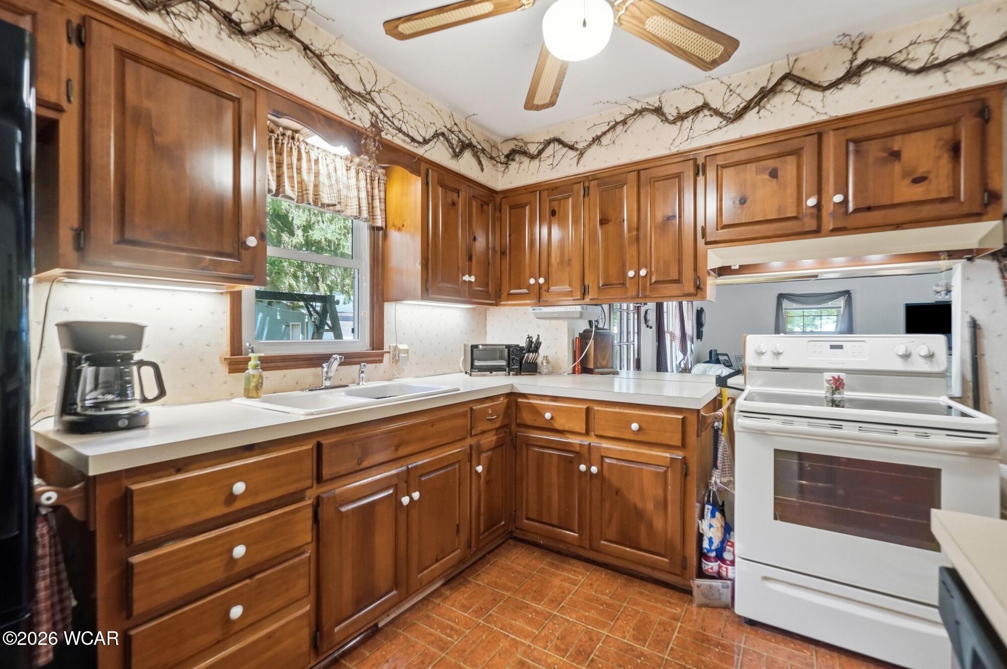 1959 Eastown Road, Lima, Ohio