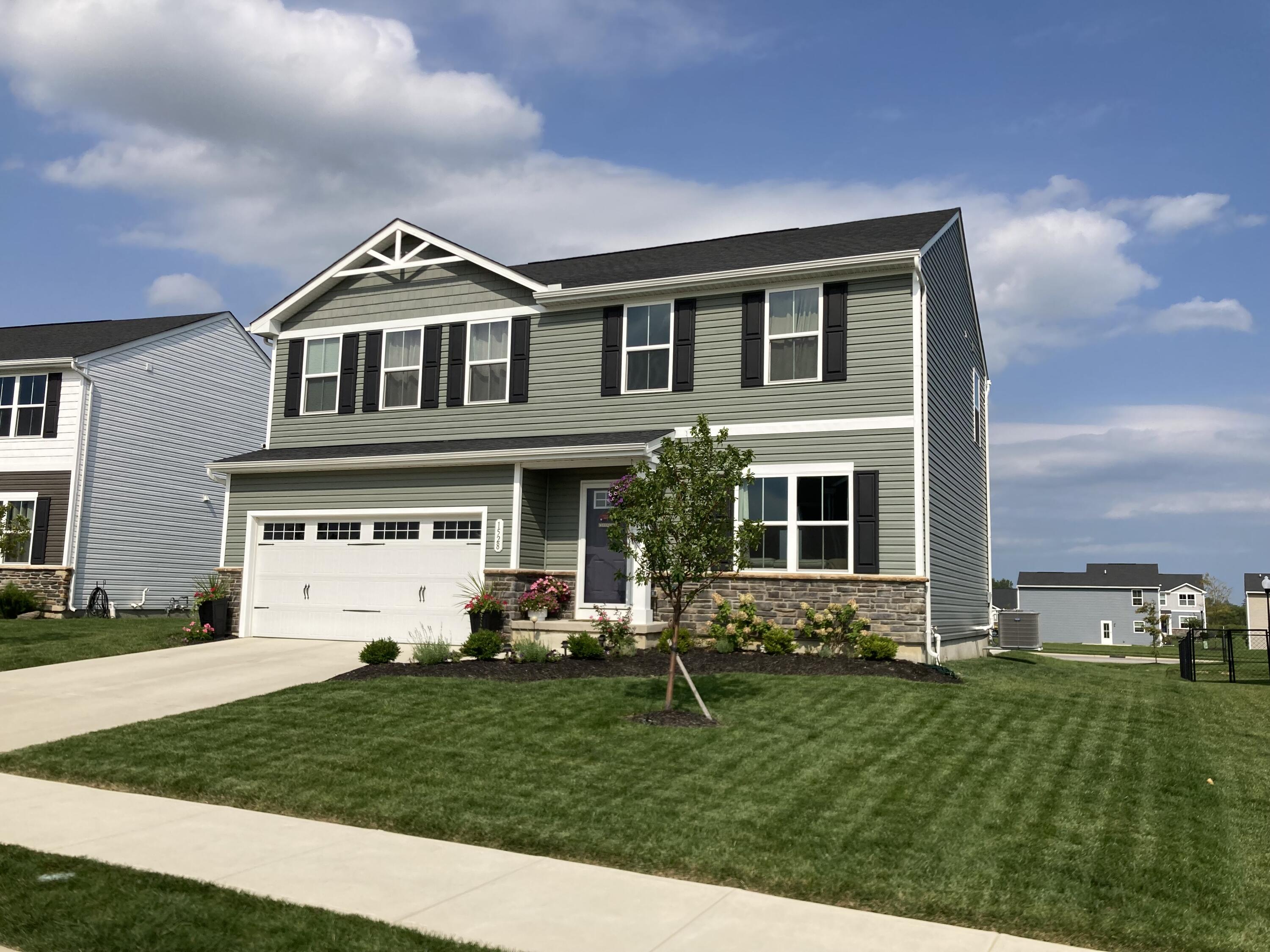 1528 White Oak, Sidney, Ohio 45365