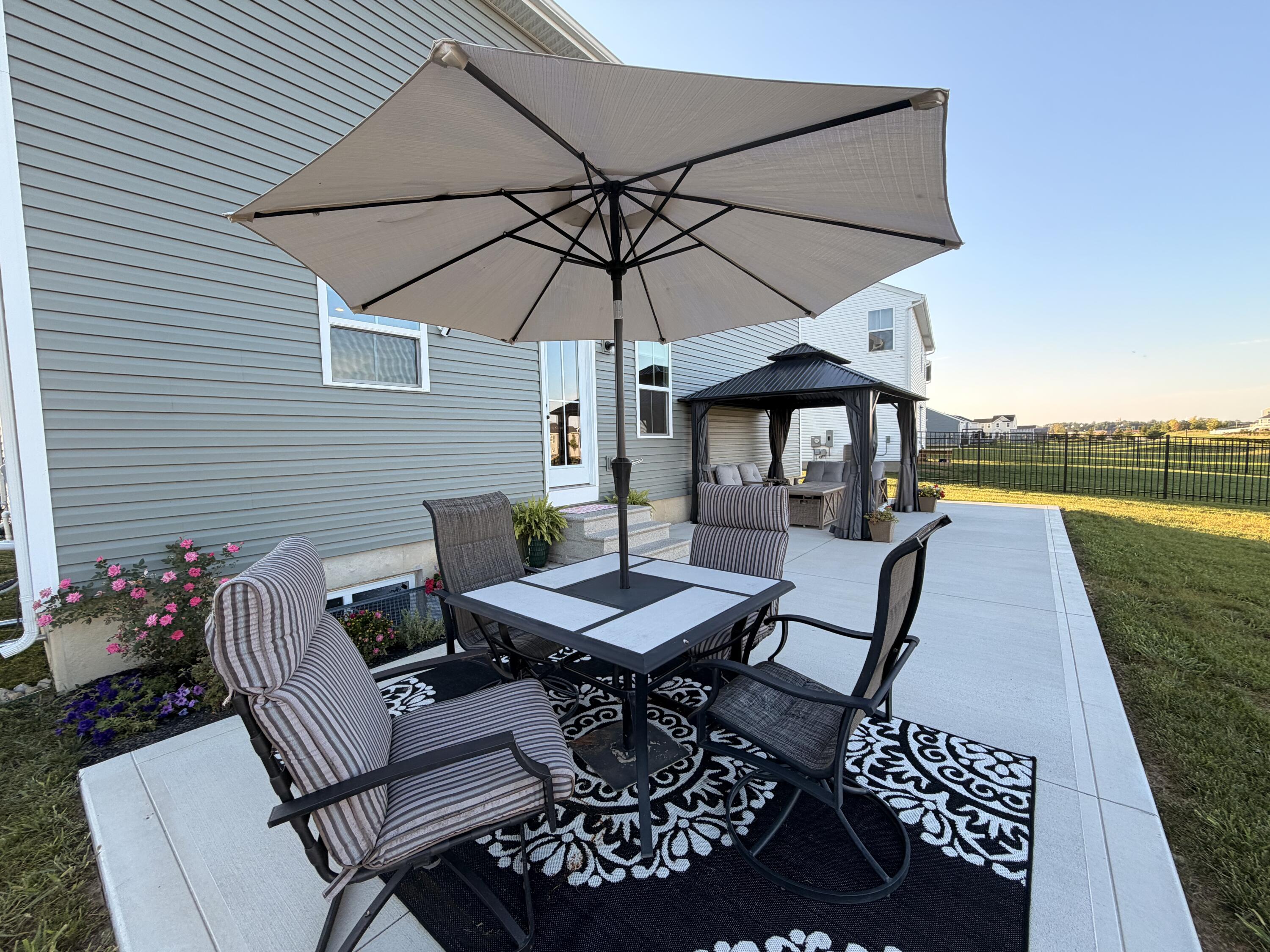 1528 White Oak, Sidney, Ohio 45365