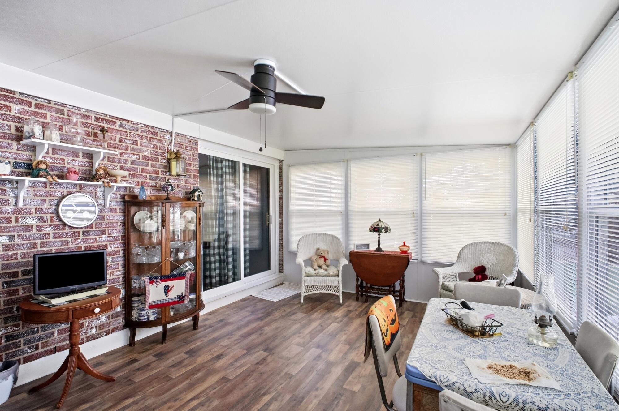 7335 Cosner, Dayton, Ohio 45424