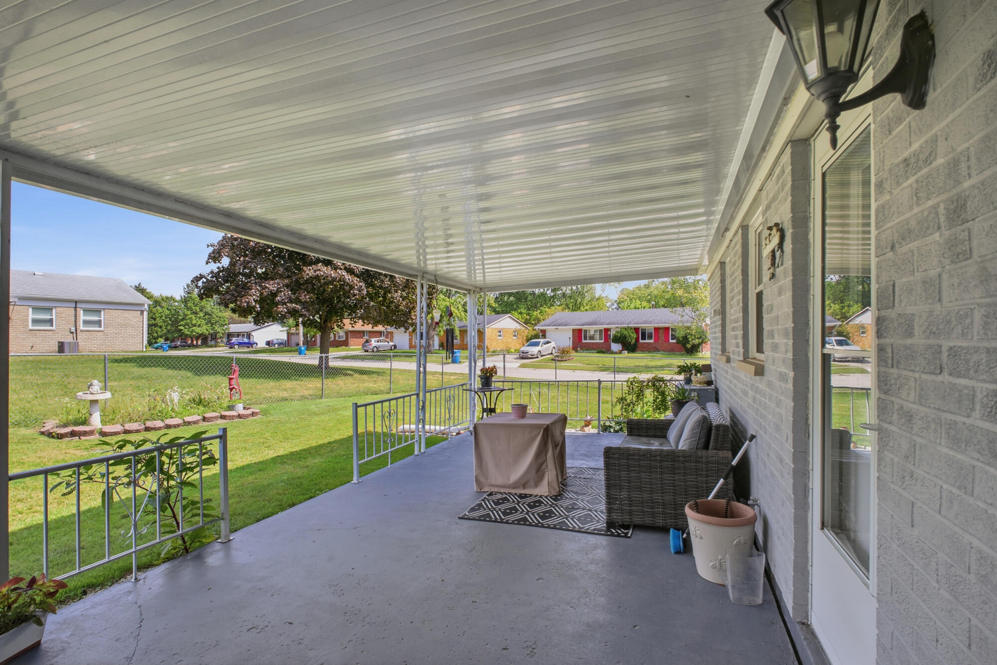 7335 Cosner, Dayton, Ohio 45424
