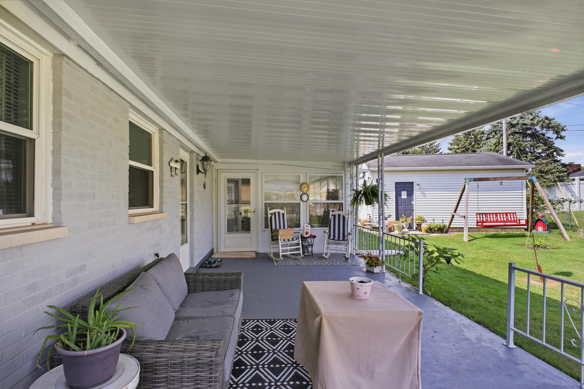 7335 Cosner, Dayton, Ohio 45424