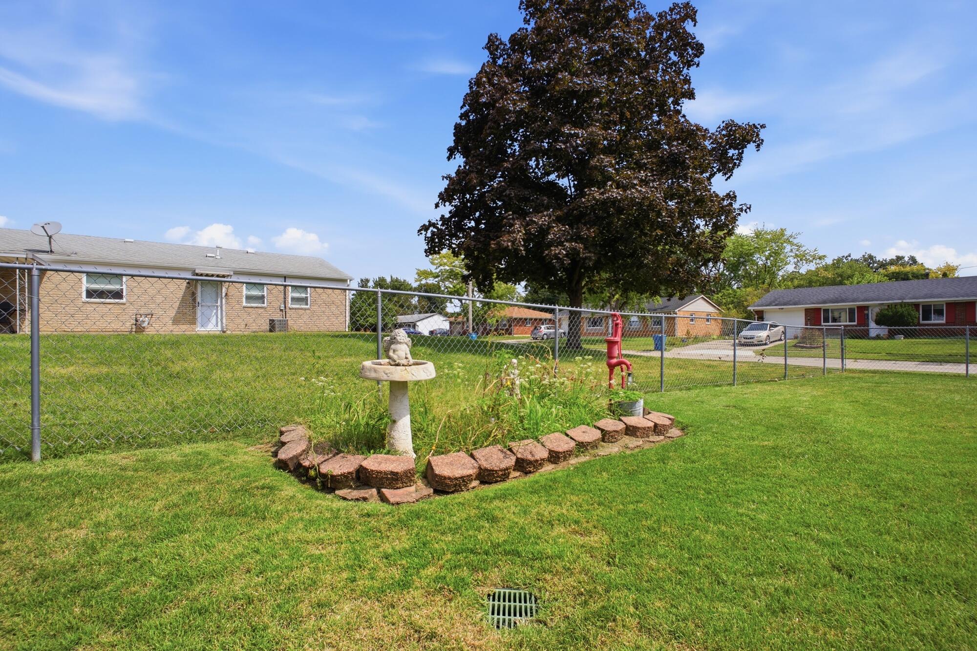 7335 Cosner, Dayton, Ohio 45424