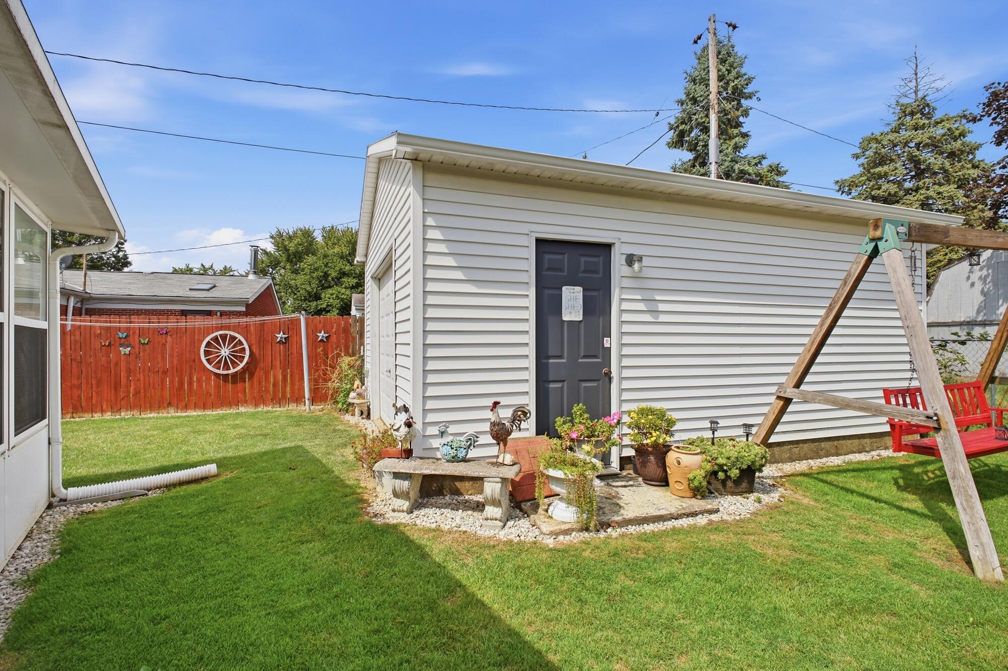 7335 Cosner, Dayton, Ohio 45424