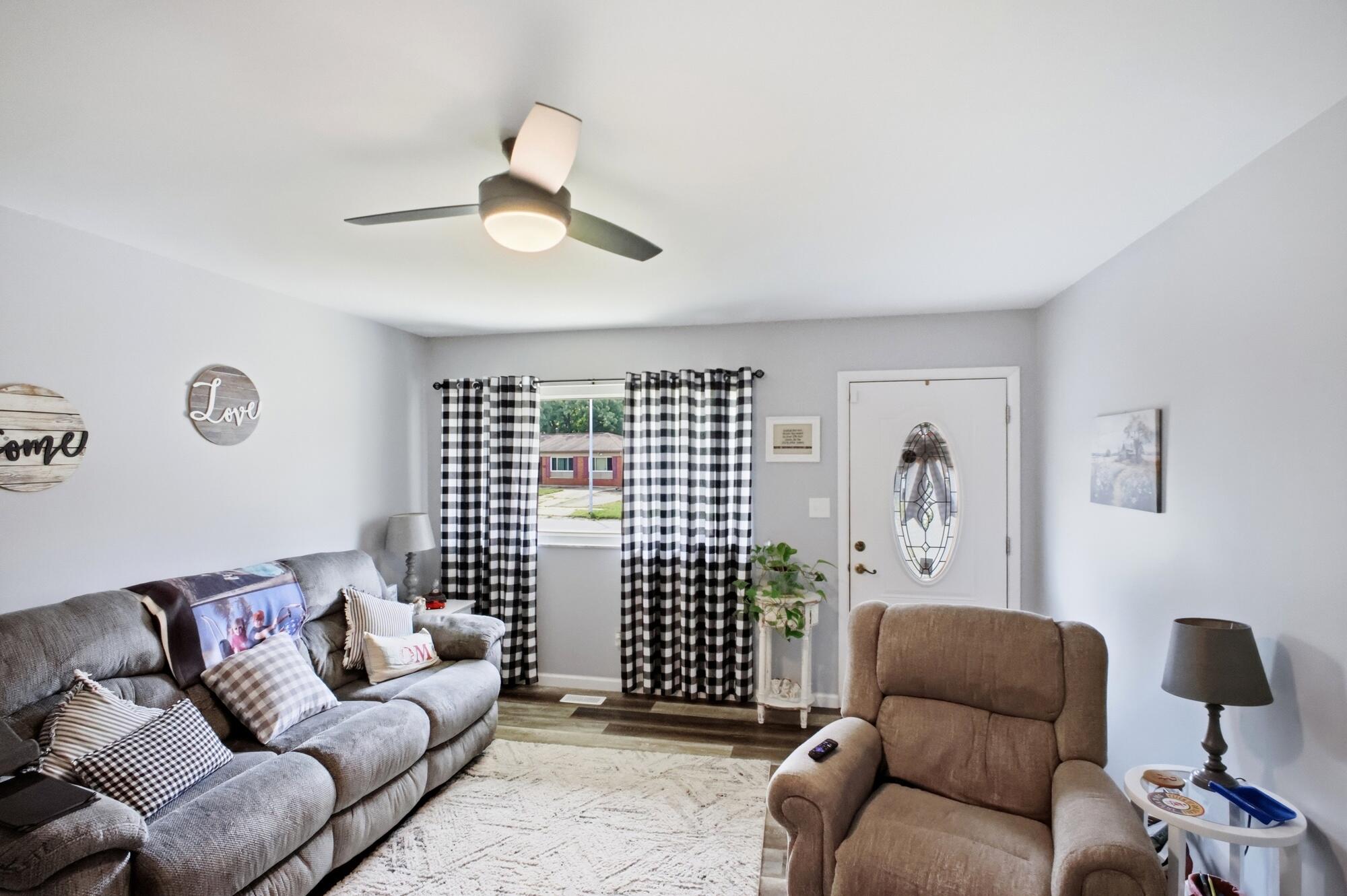 7335 Cosner, Dayton, Ohio 45424