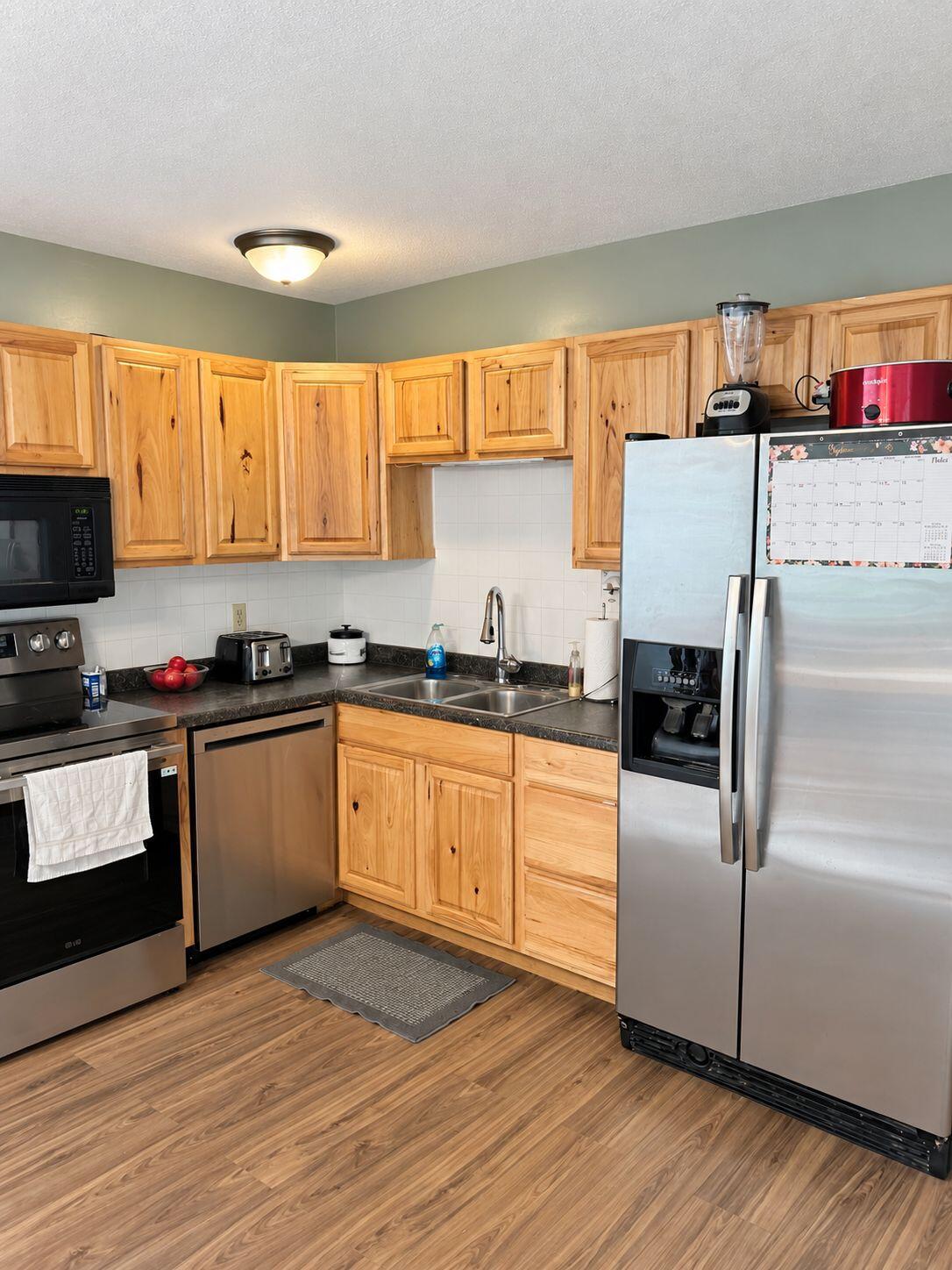 2403 New Castle, Troy, Ohio 45373
