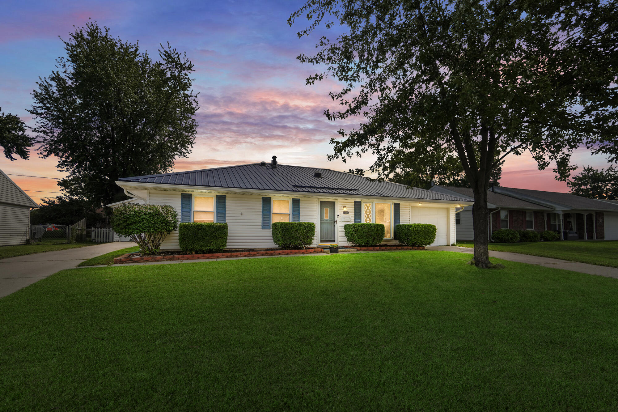 3230 Glouster, Springfield, Ohio 45503