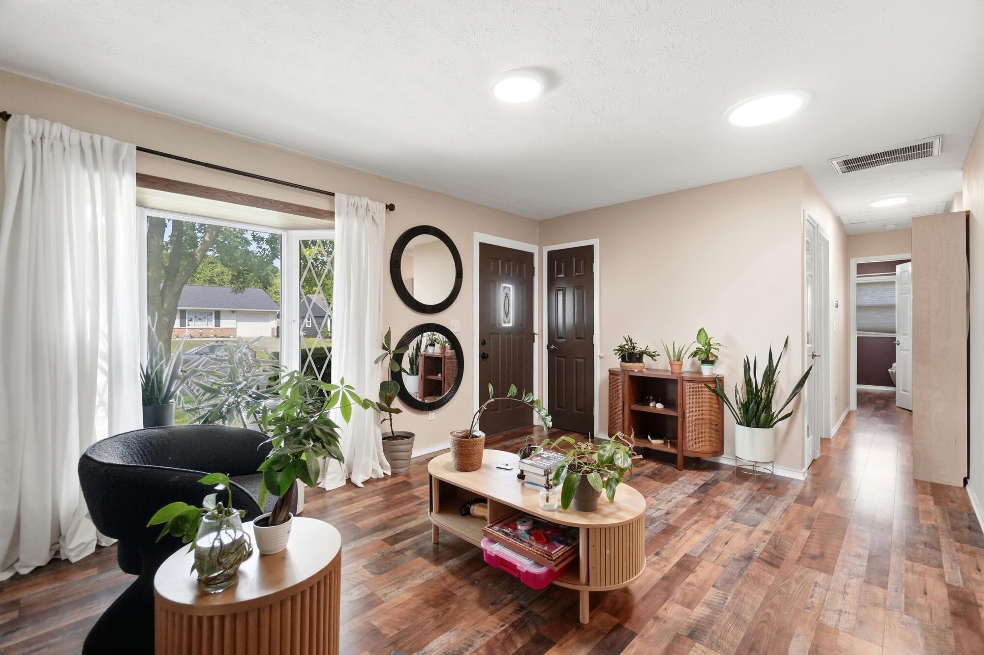3230 Glouster, Springfield, Ohio 45503