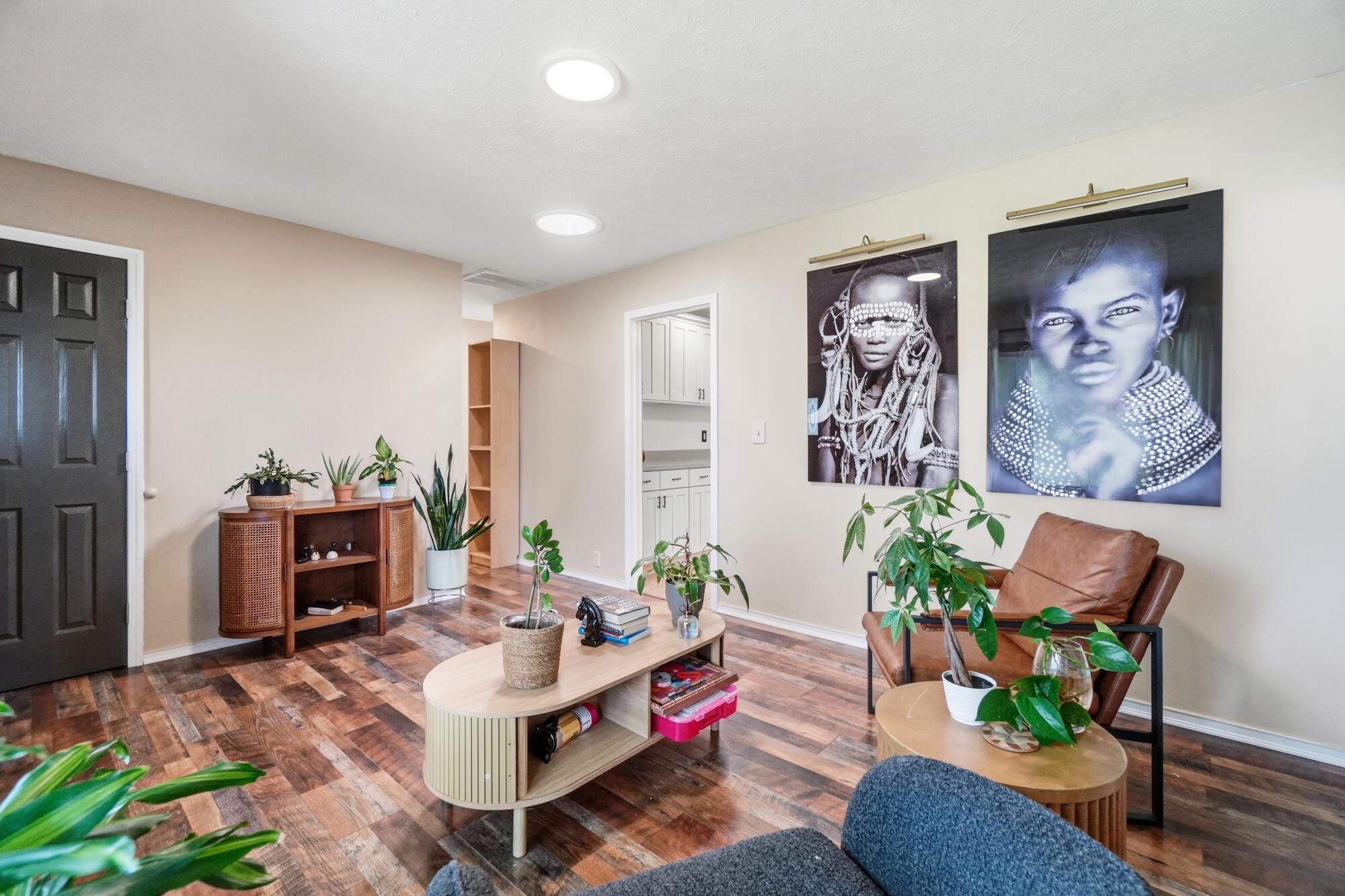 3230 Glouster, Springfield, Ohio 45503