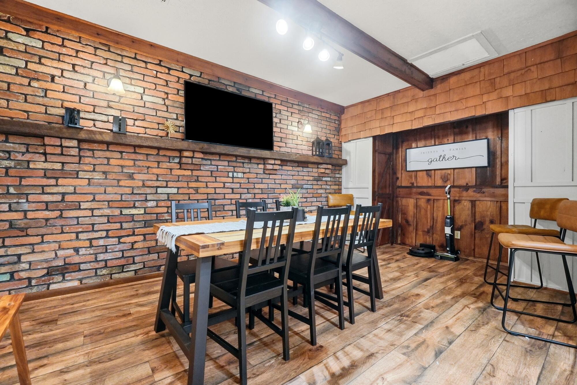 3230 Glouster, Springfield, Ohio 45503