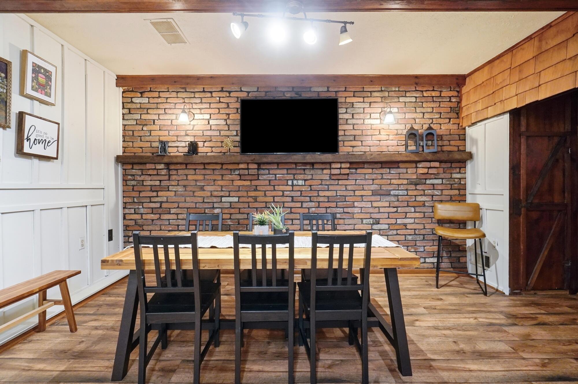 3230 Glouster, Springfield, Ohio 45503