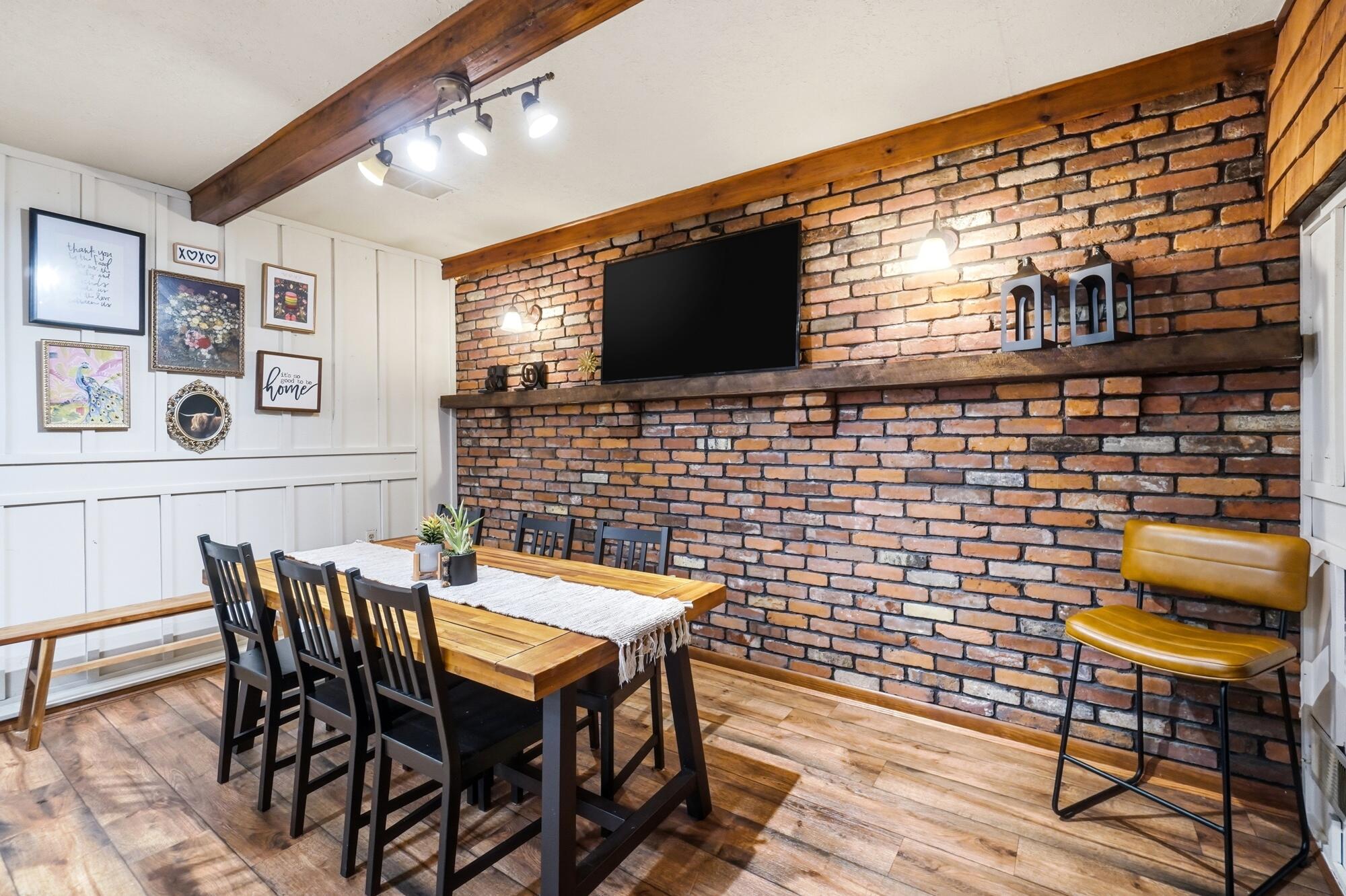 3230 Glouster, Springfield, Ohio 45503