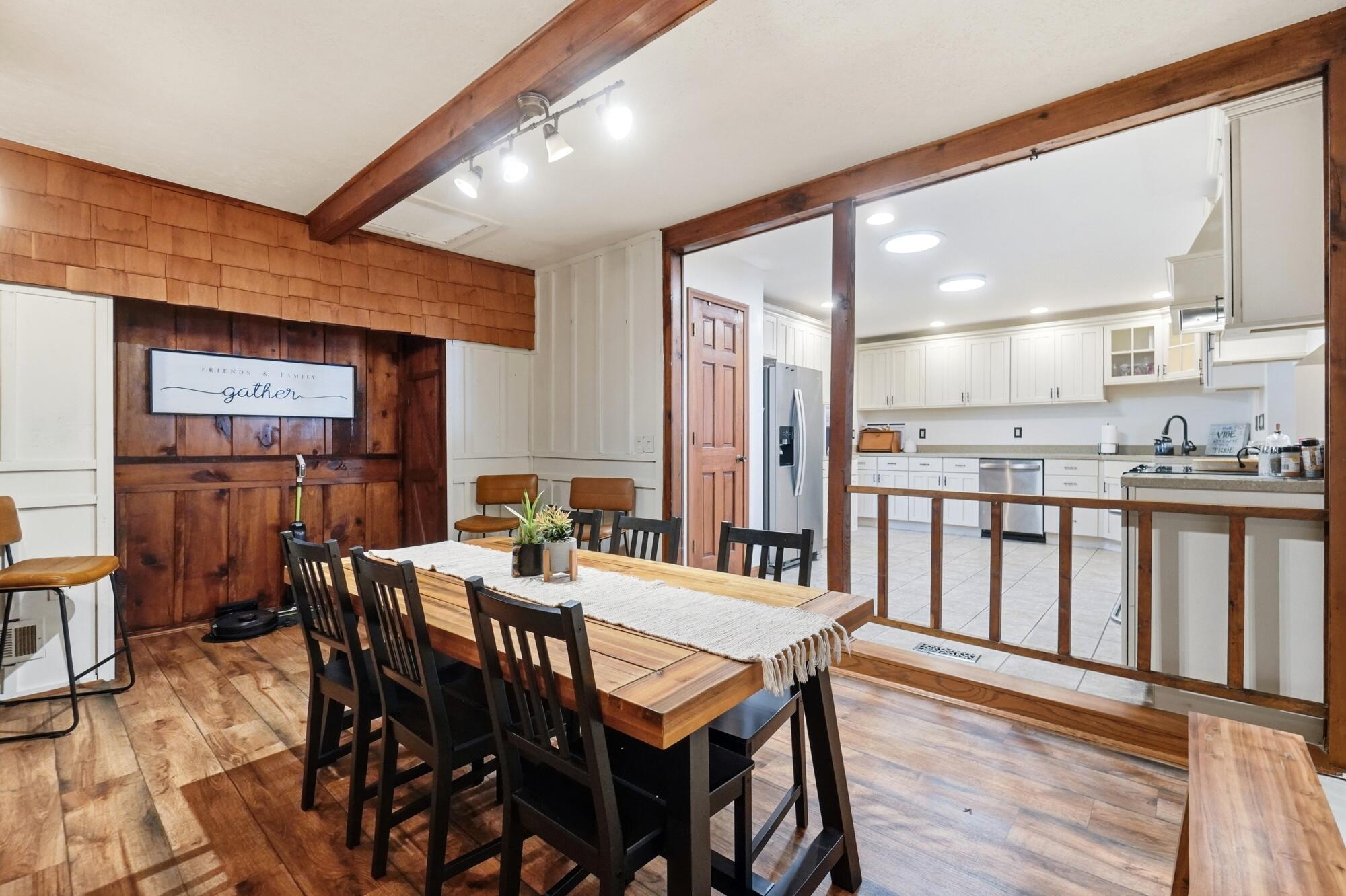3230 Glouster, Springfield, Ohio 45503
