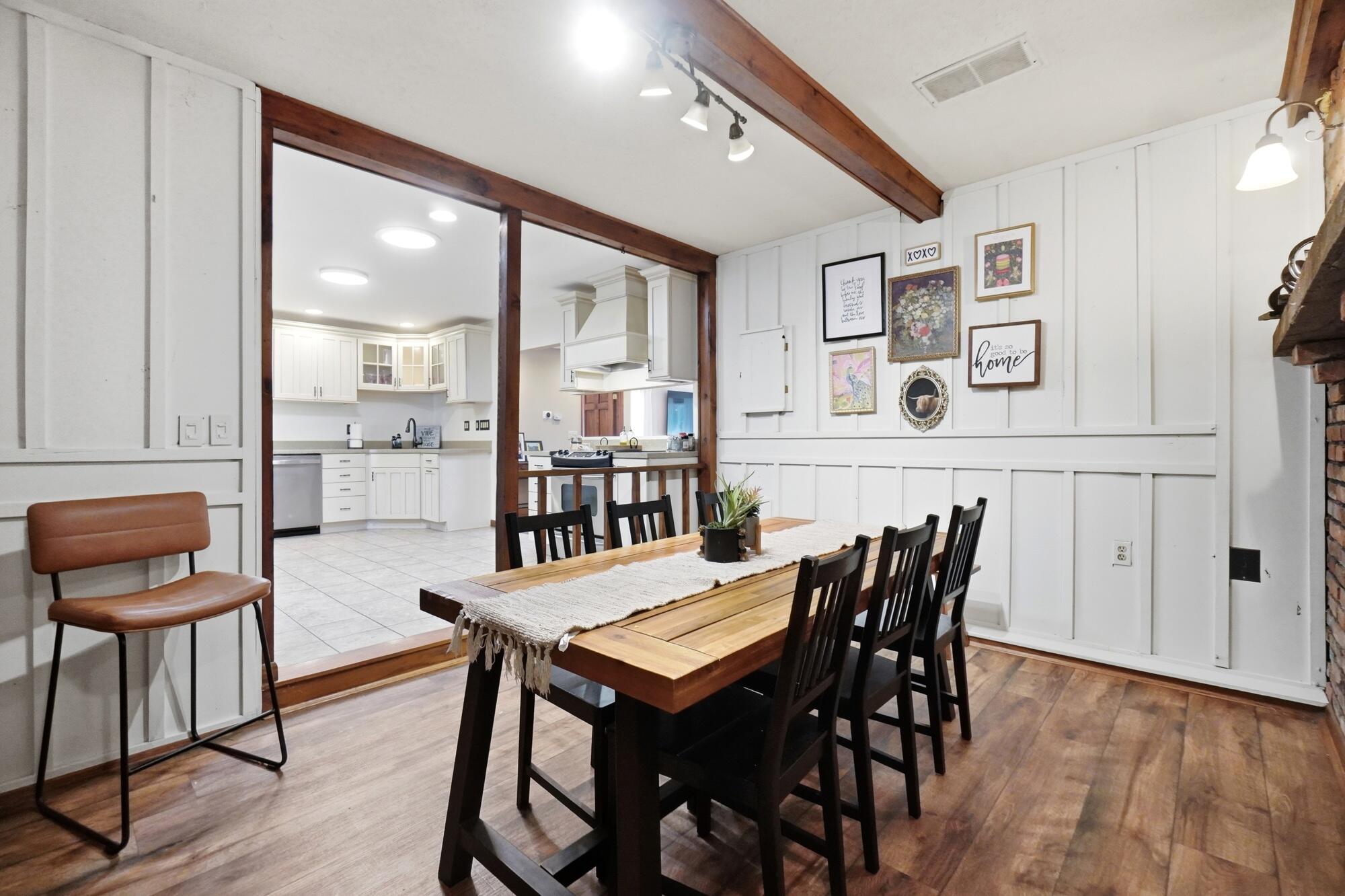 3230 Glouster, Springfield, Ohio 45503