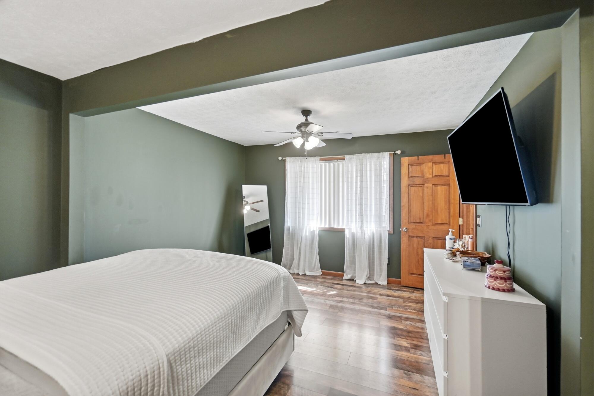 3230 Glouster, Springfield, Ohio 45503