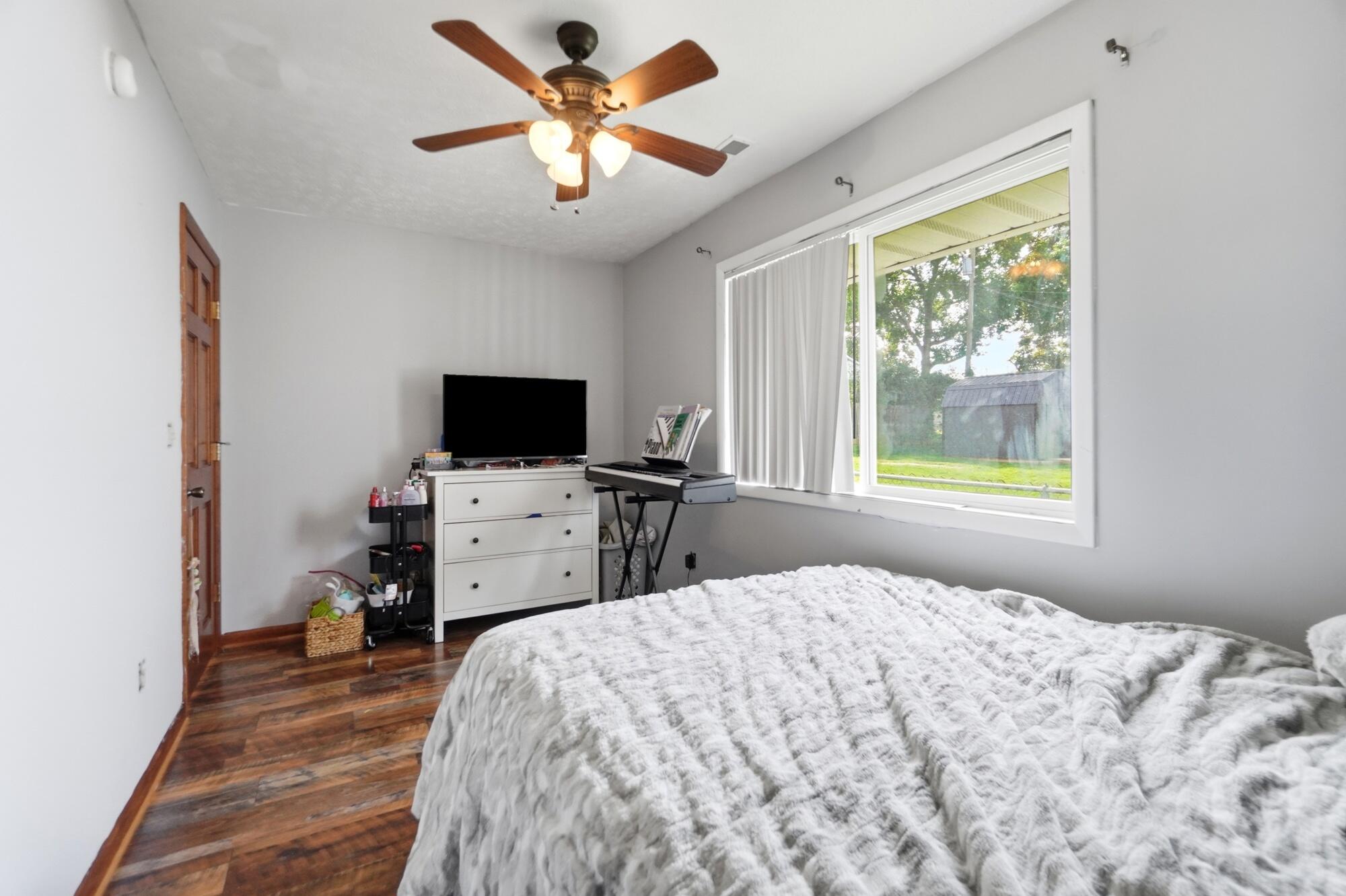 3230 Glouster, Springfield, Ohio 45503